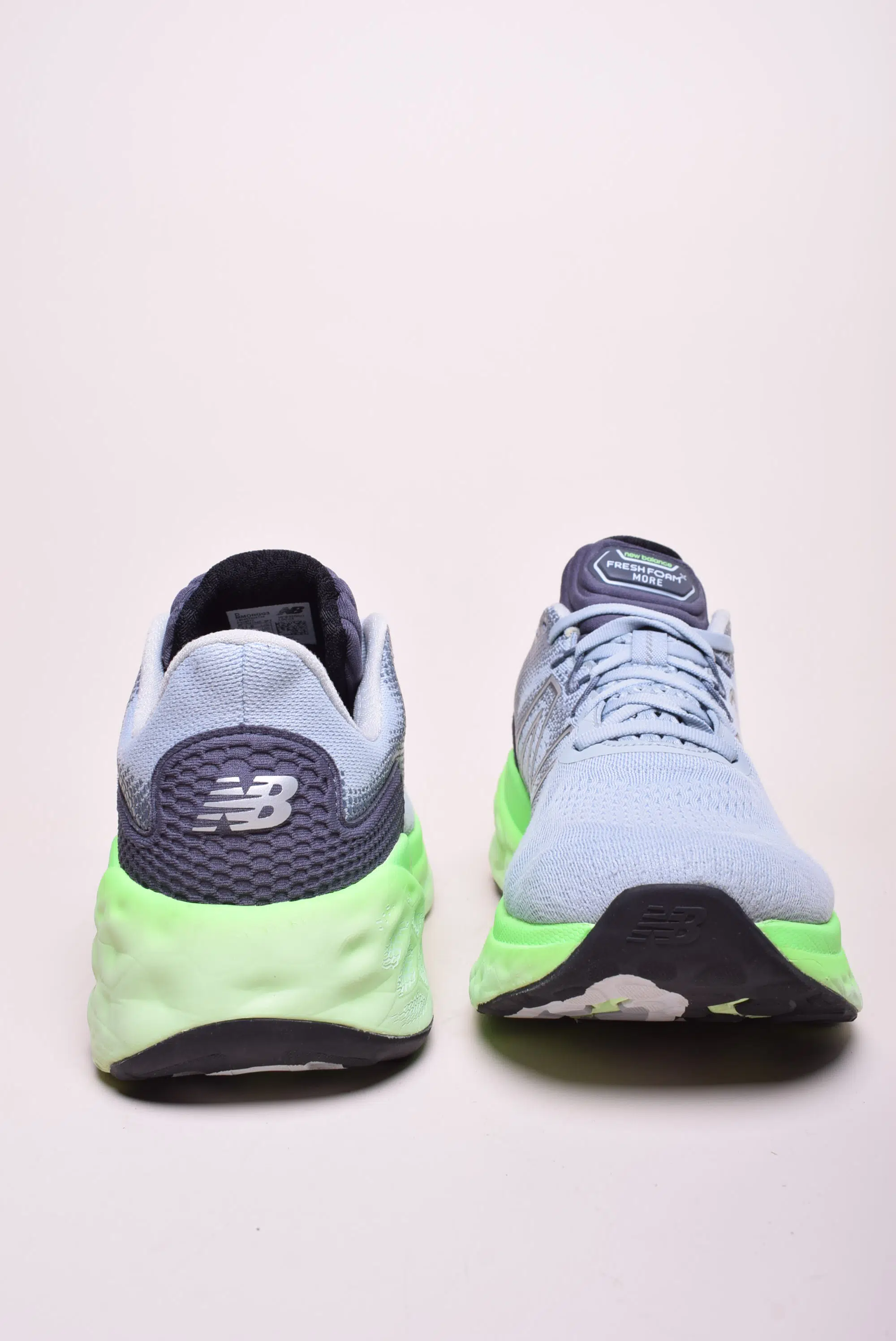 Pantofi sport barbati Fresh Foam More V3 [2]