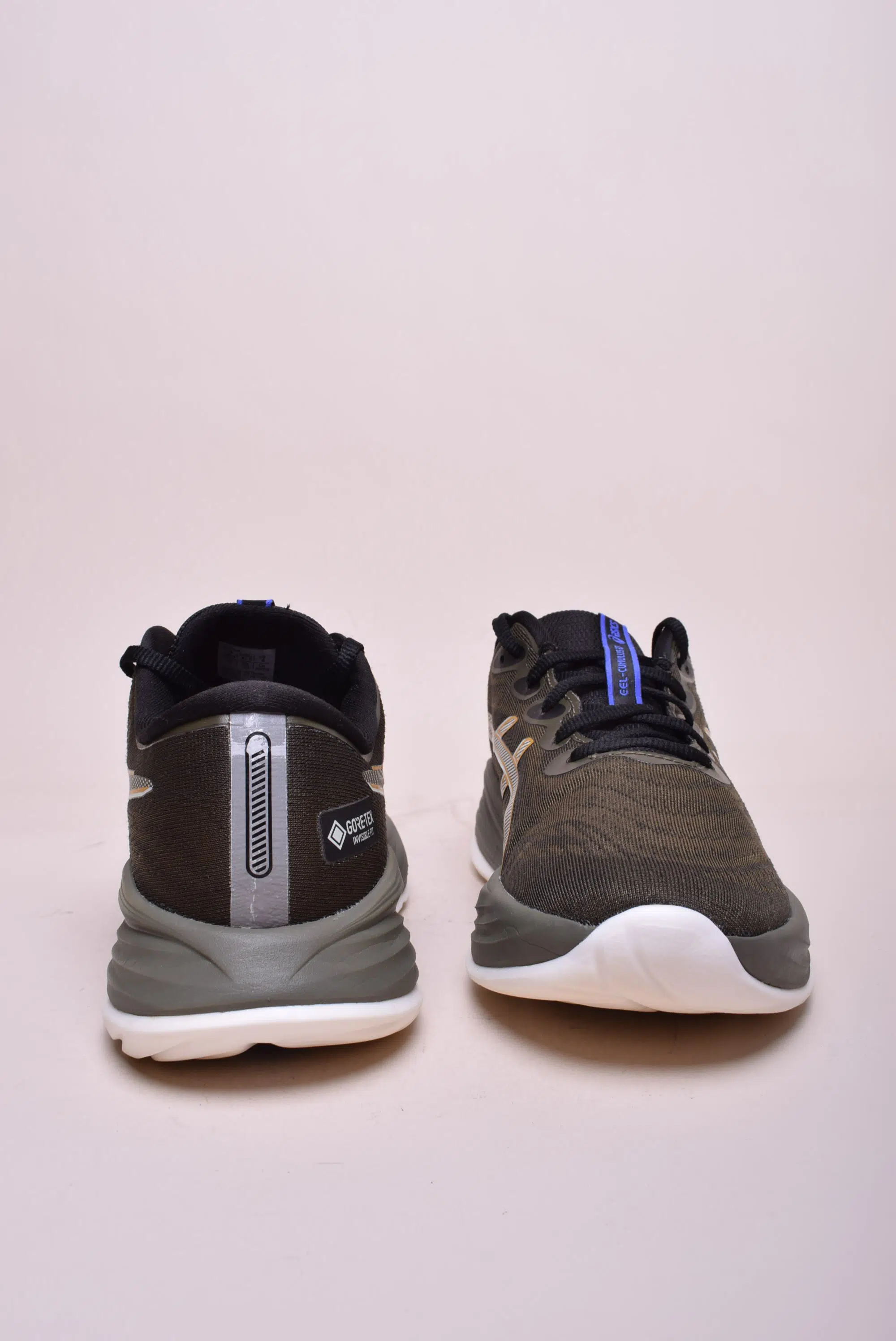 Pantofi sport barbati Gel-Cumulus 27 Gtx [2]