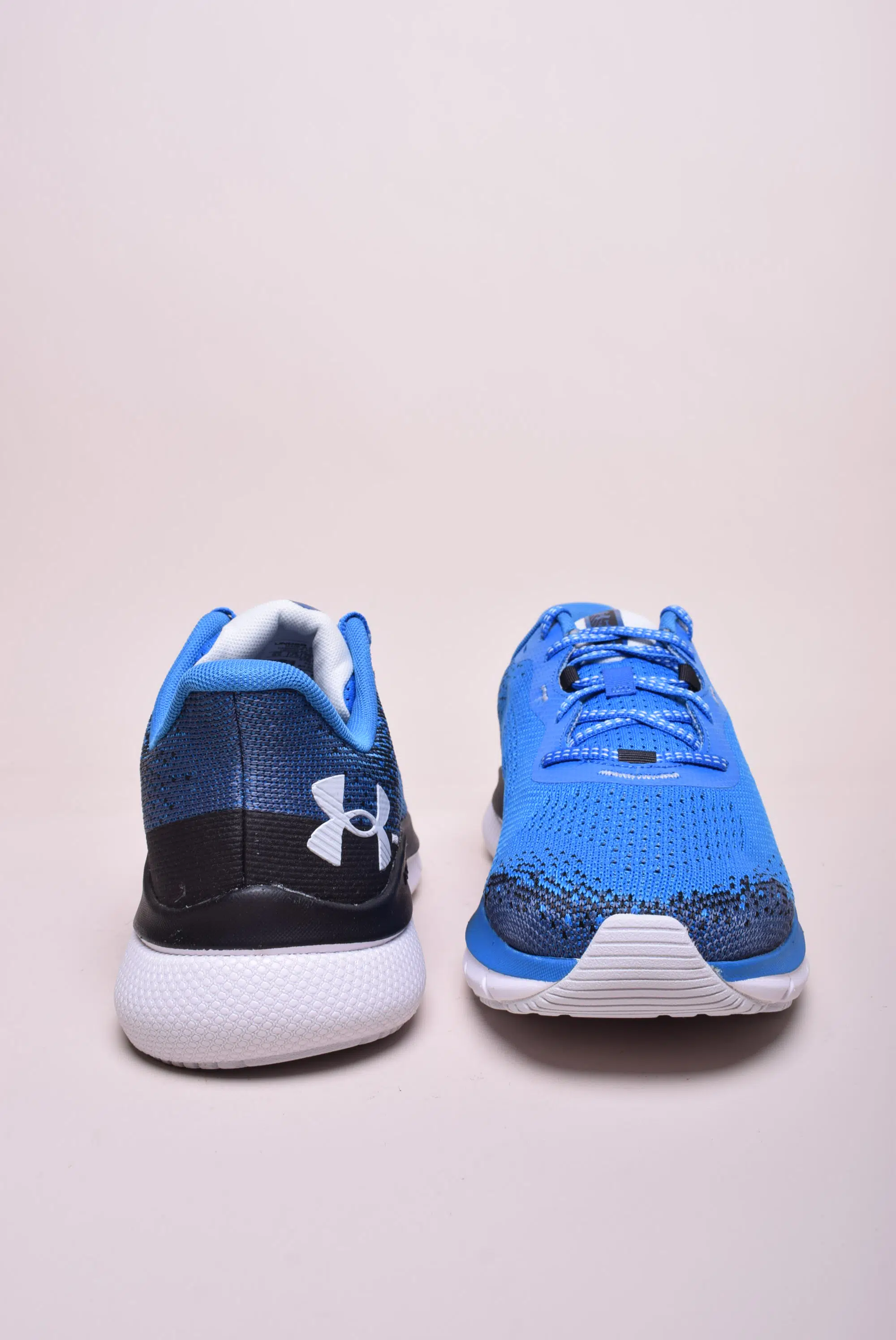 Pantofi sport barbati Hovr Turbulence 2 [2]