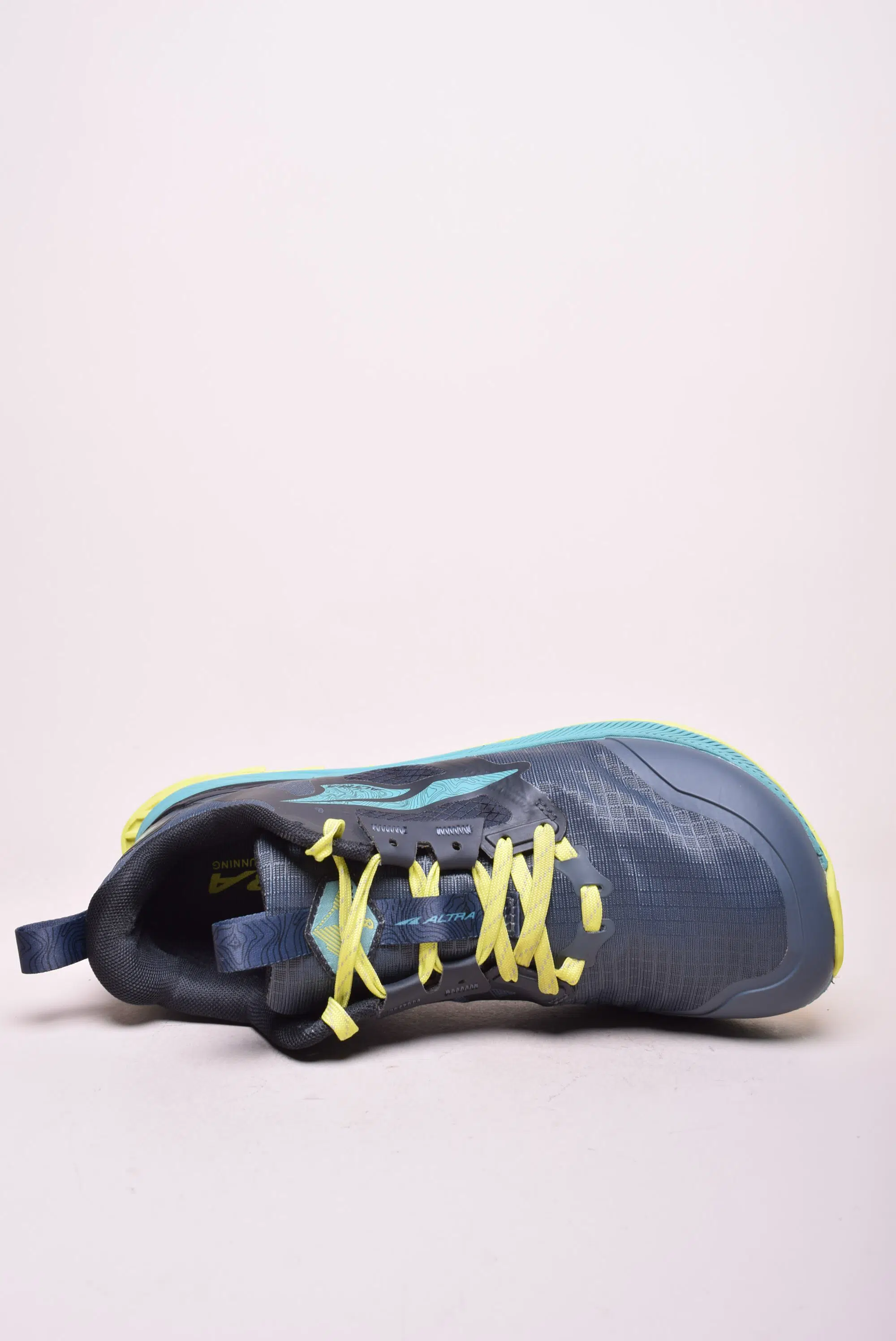 Pantofi sport barbati Lone Peak 8 [3]