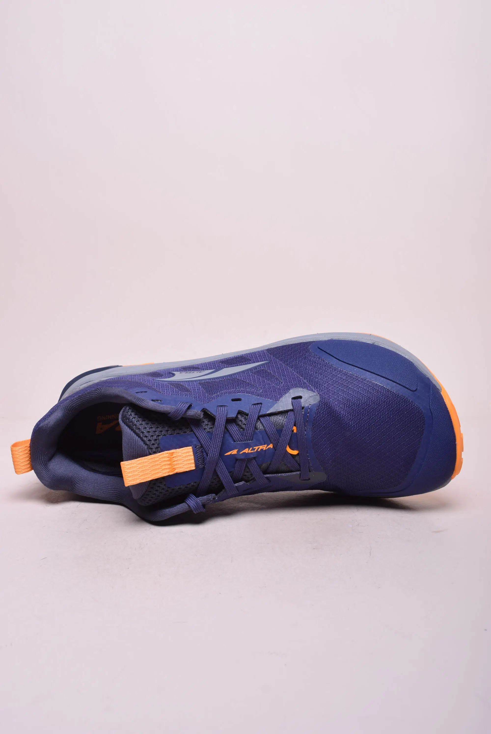 Pantofi sport barbati Lone Peak 9 [3]