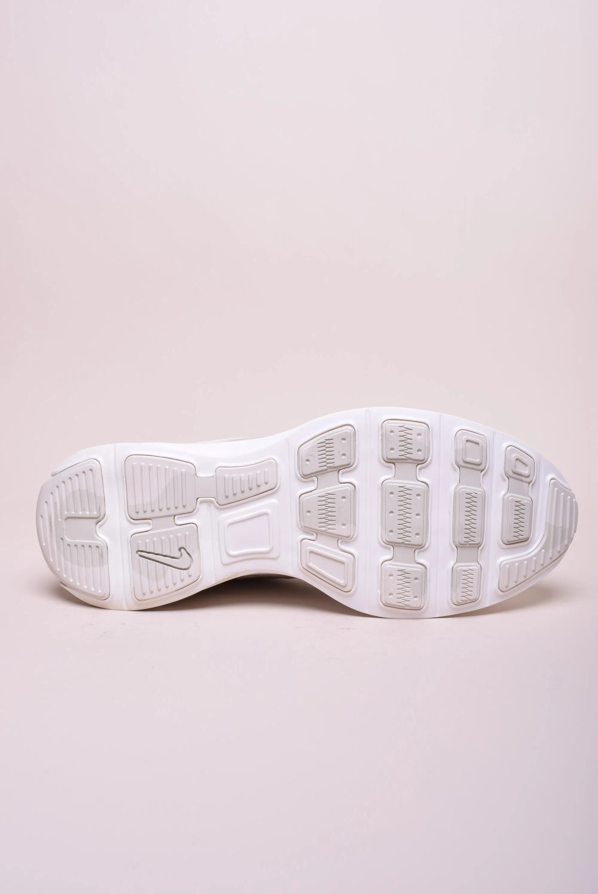 Pantofi sport barbati Lunar Roam [1]