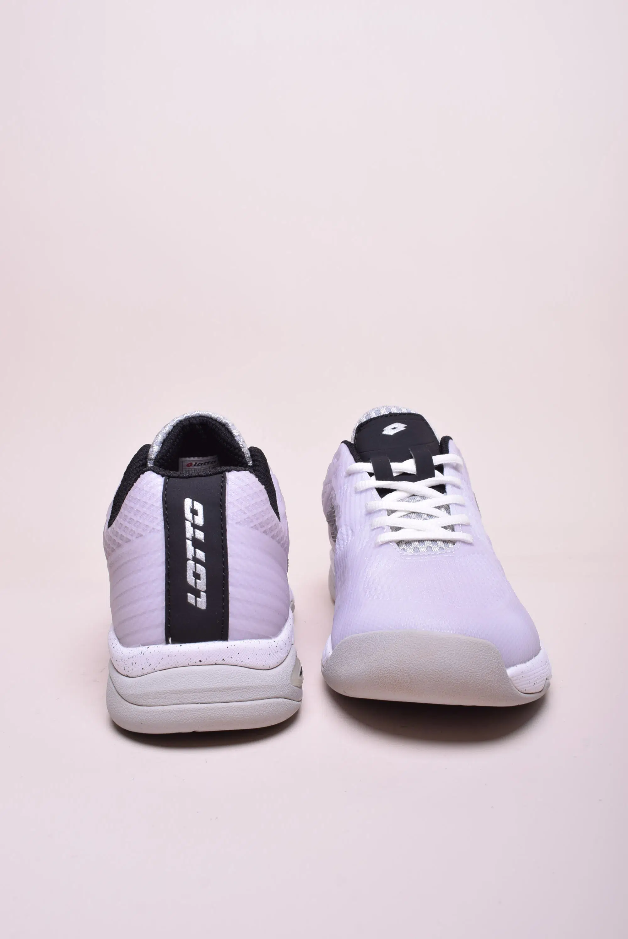 Pantofi sport barbati Mirage 300 III [2]