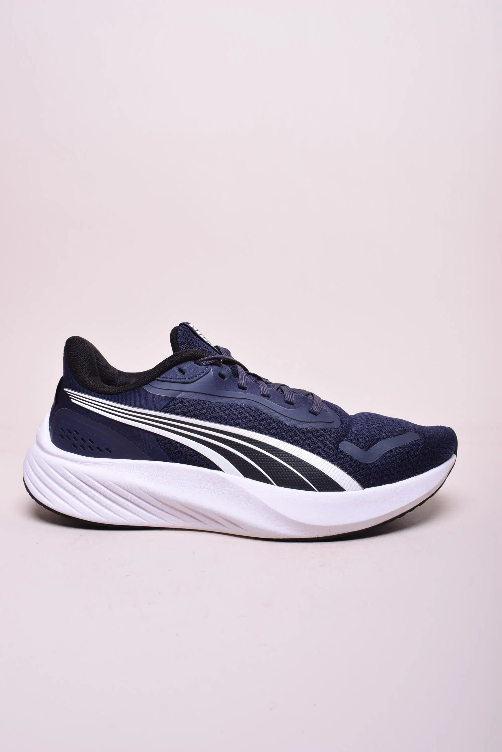 Pantofi sport barbati Pounce Lite [0]