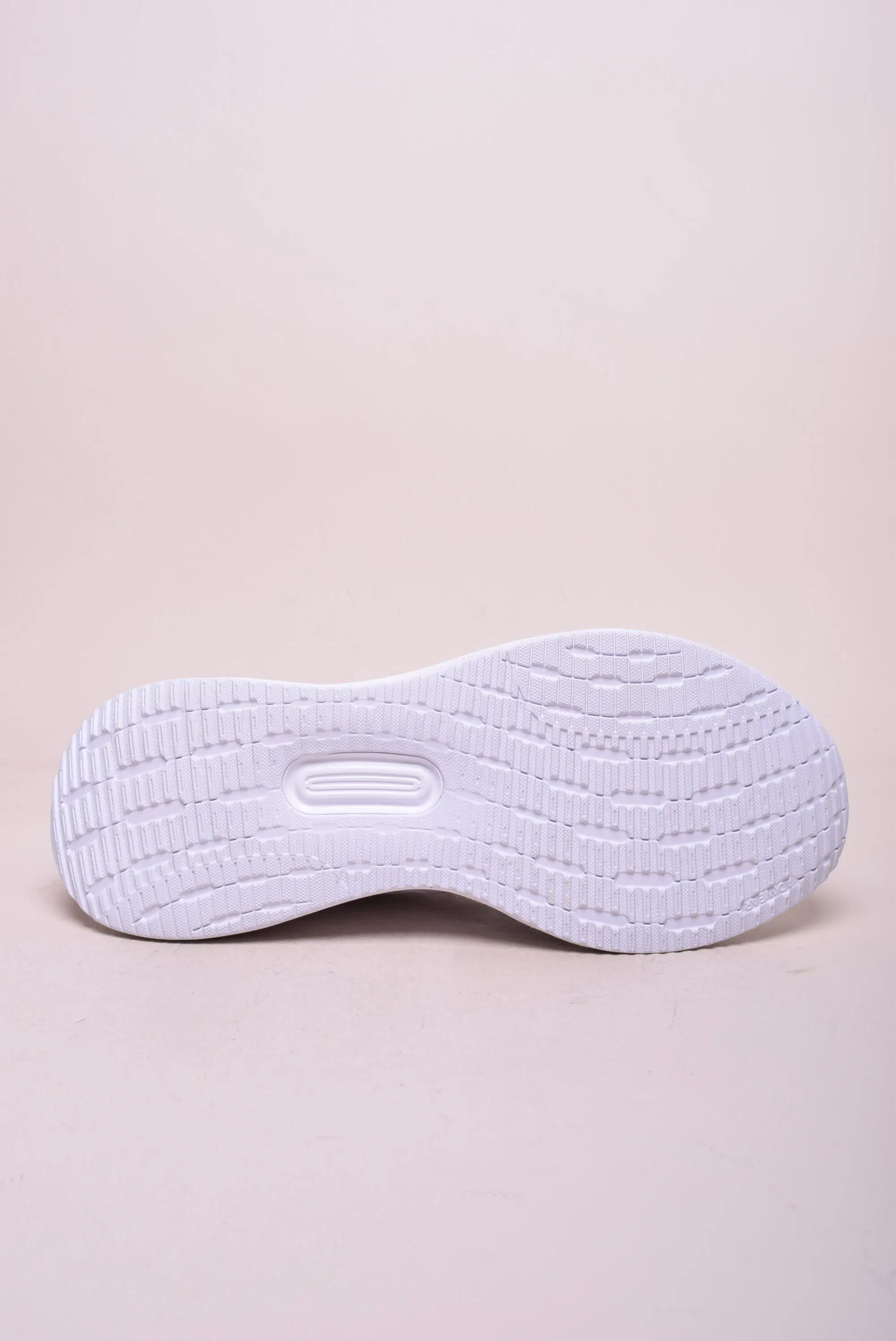 Pantofi sport barbati Runfalcon 5 [1]