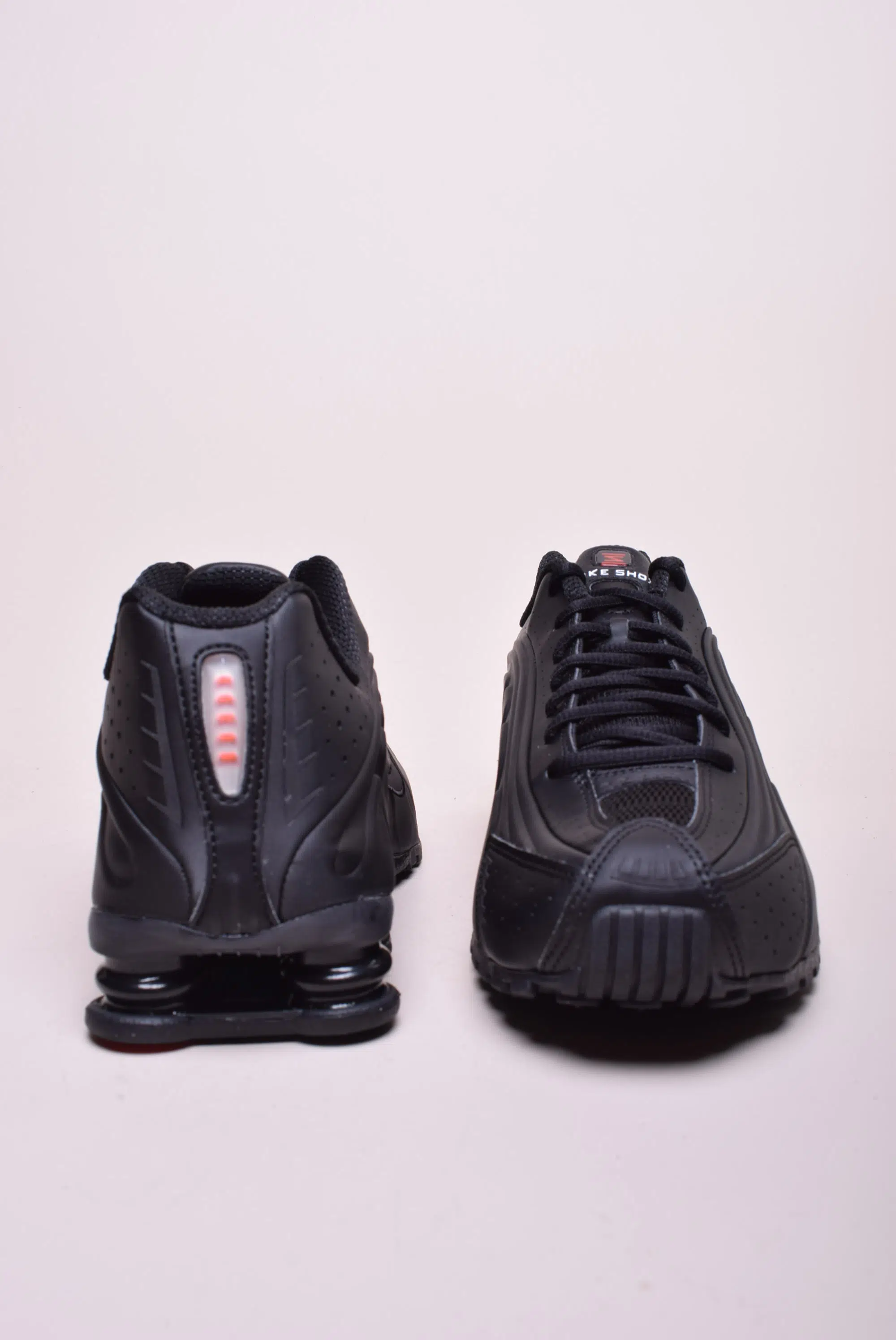 Pantofi sport barbati Shox R4 [2]