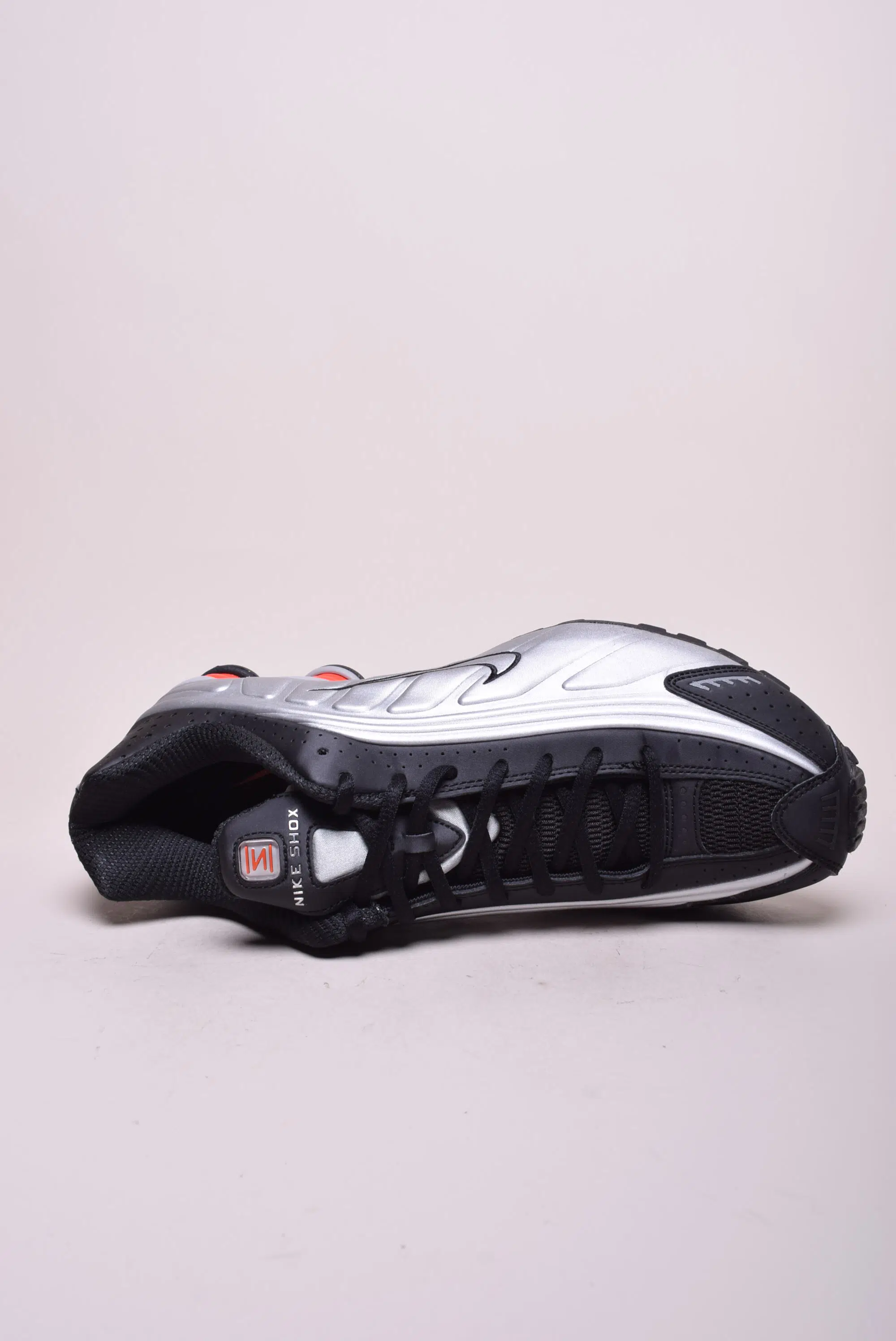 Pantofi sport barbati Shox R4 [3]