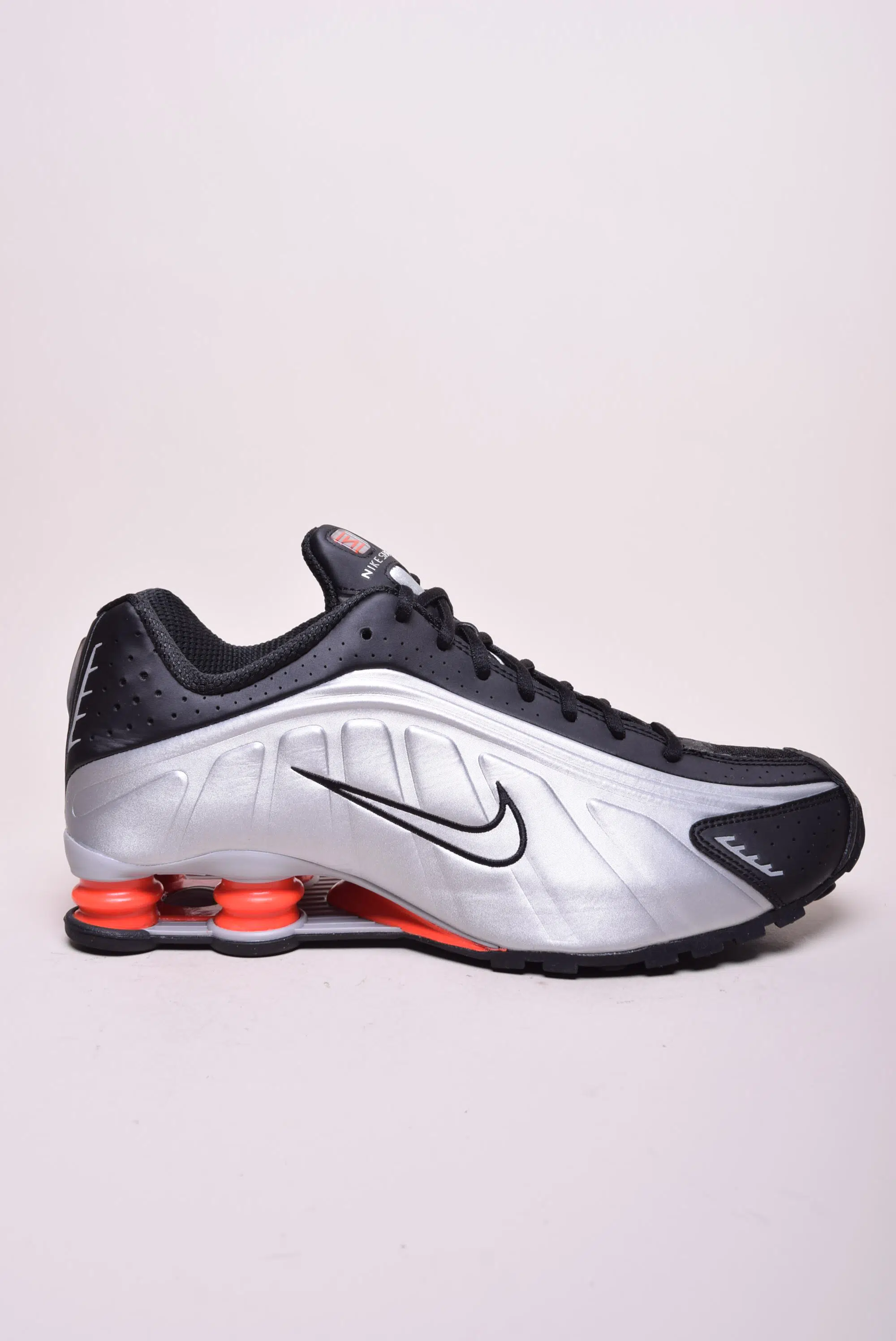 OUTLET - Pantofi sport barbati Shox R4