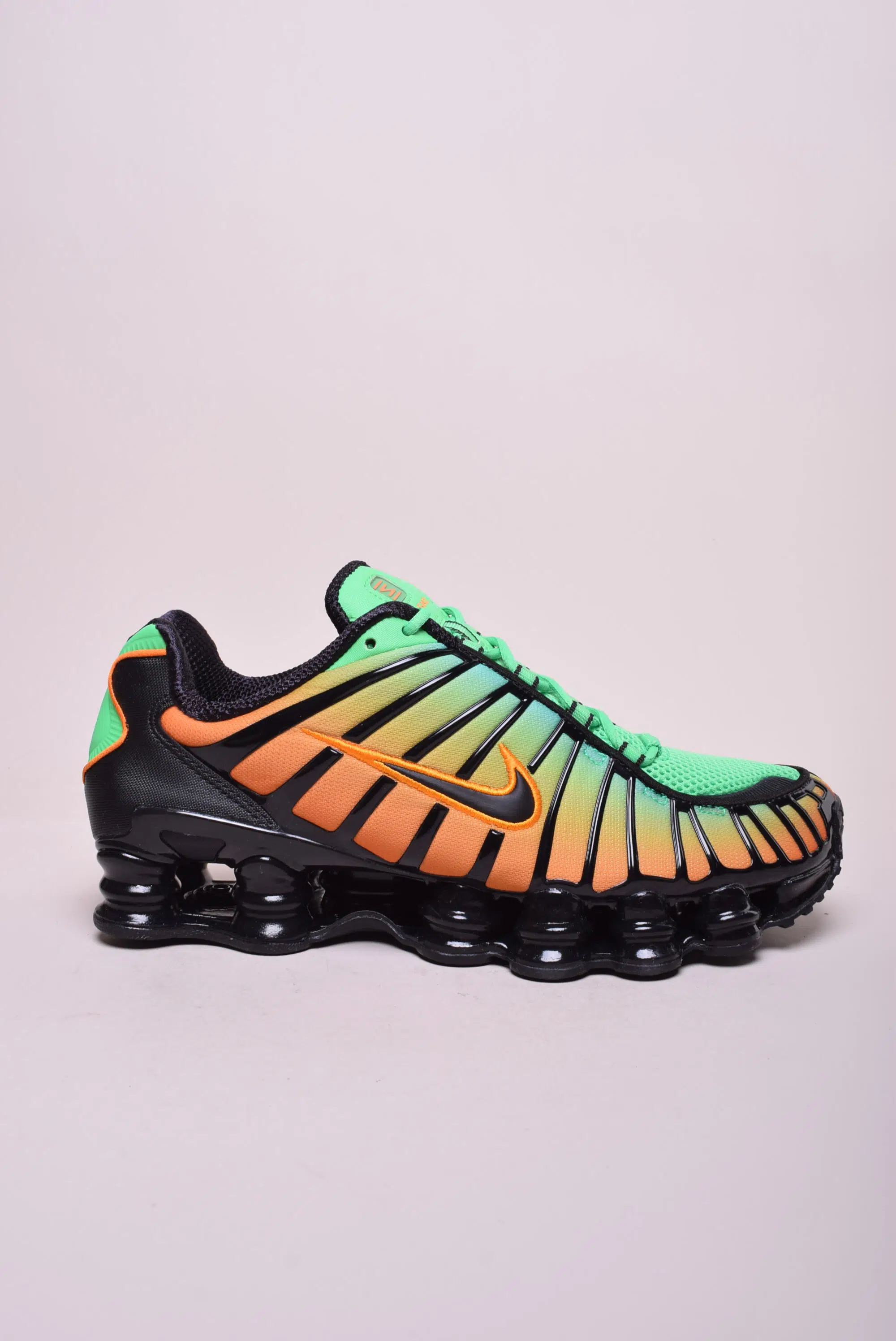 OUTLET - Pantofi sport barbati Shox TL