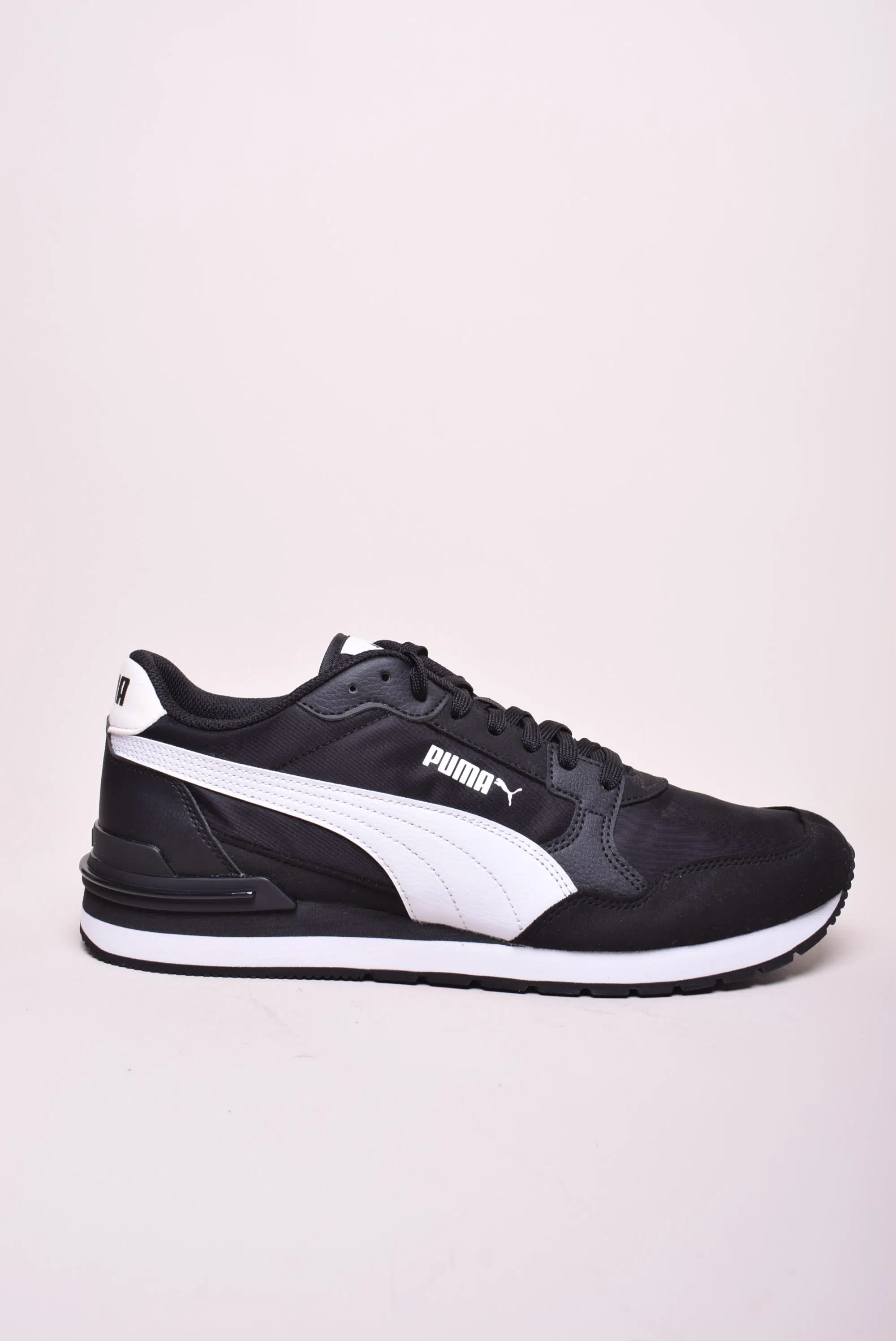 Pantofi sport barbati ST Runner v4 NL [0]