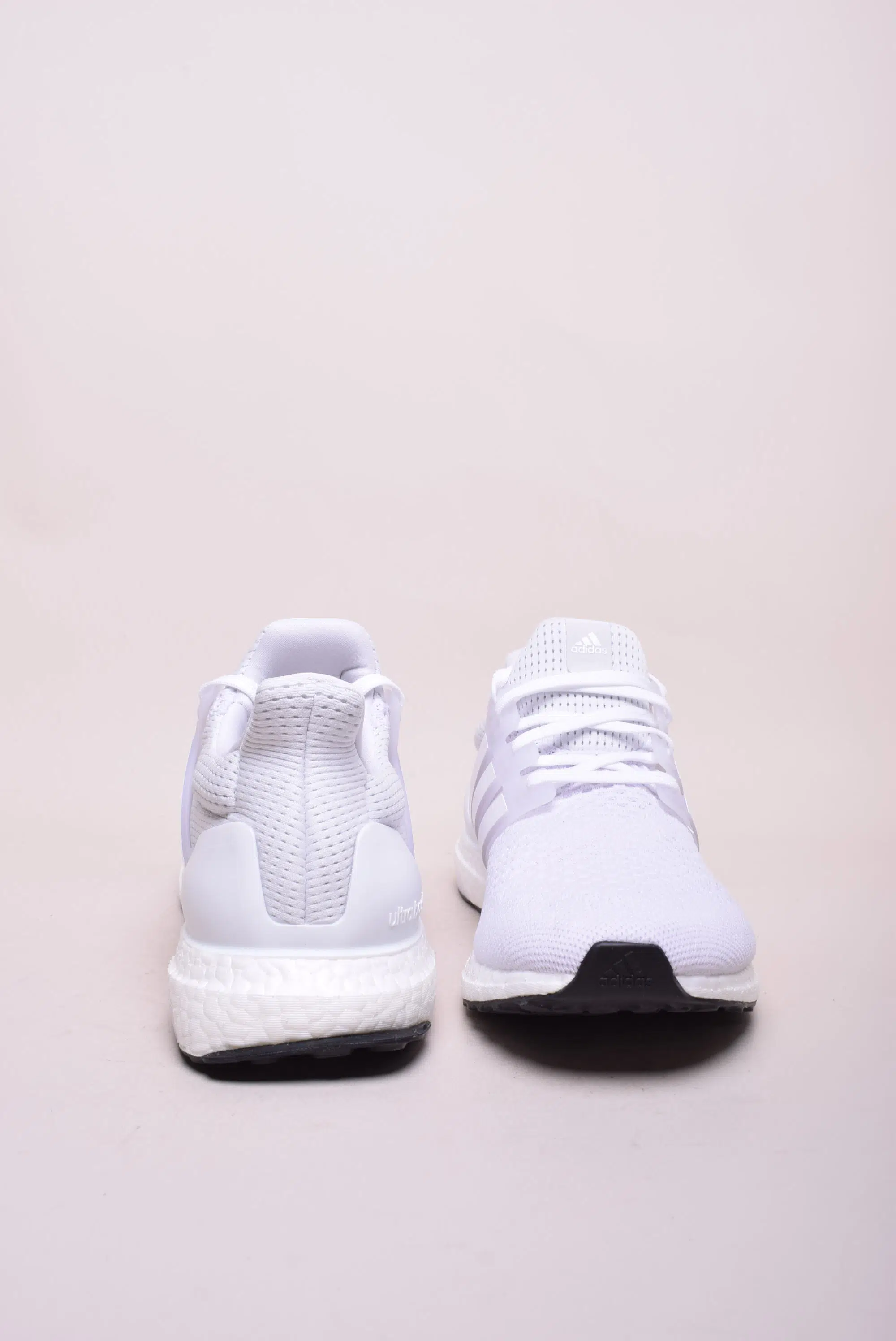 Pantofi sport barbati Ultraboost 1.0 [2]