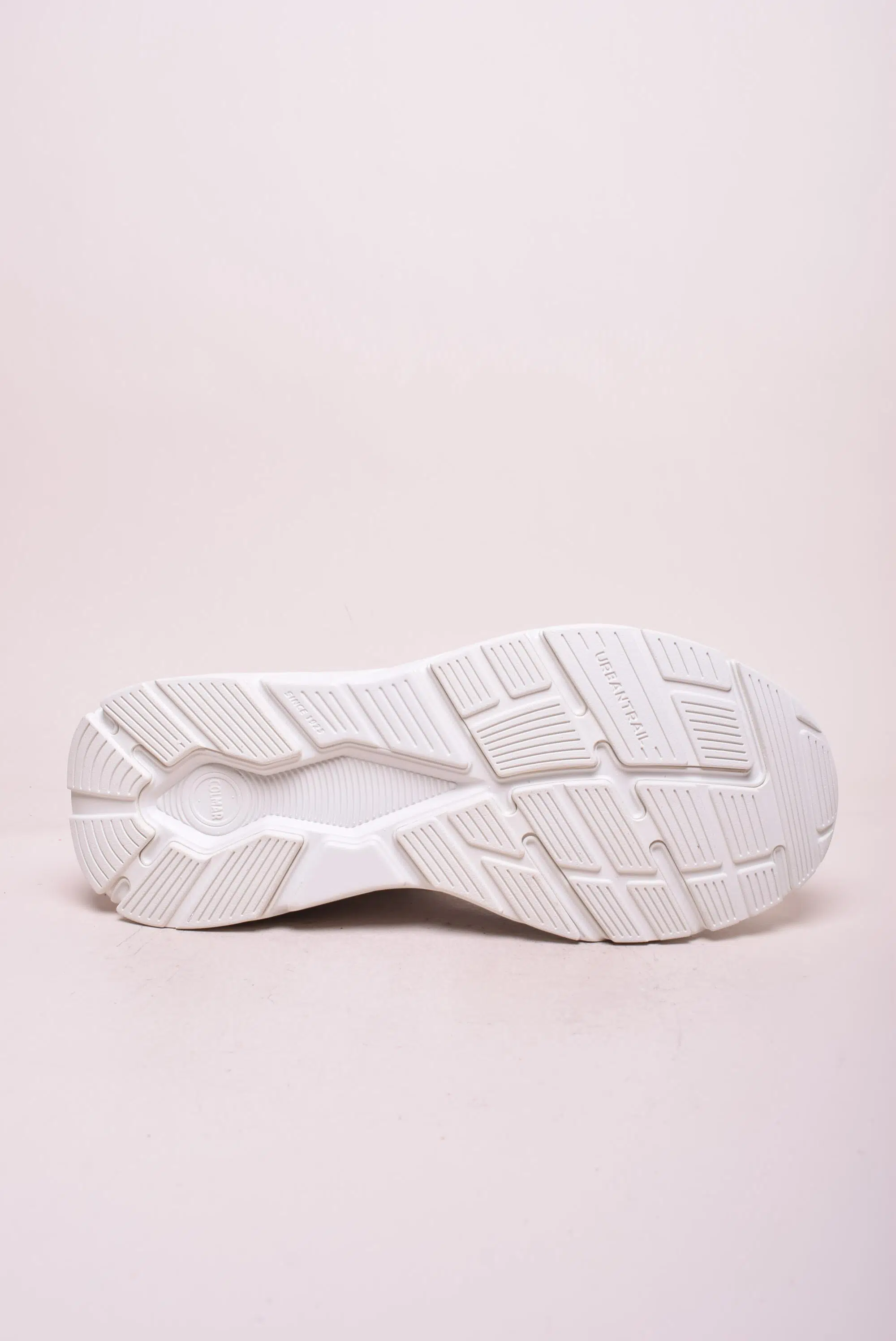 Pantofi sport barbati Urbantrail Plain 200 [1]