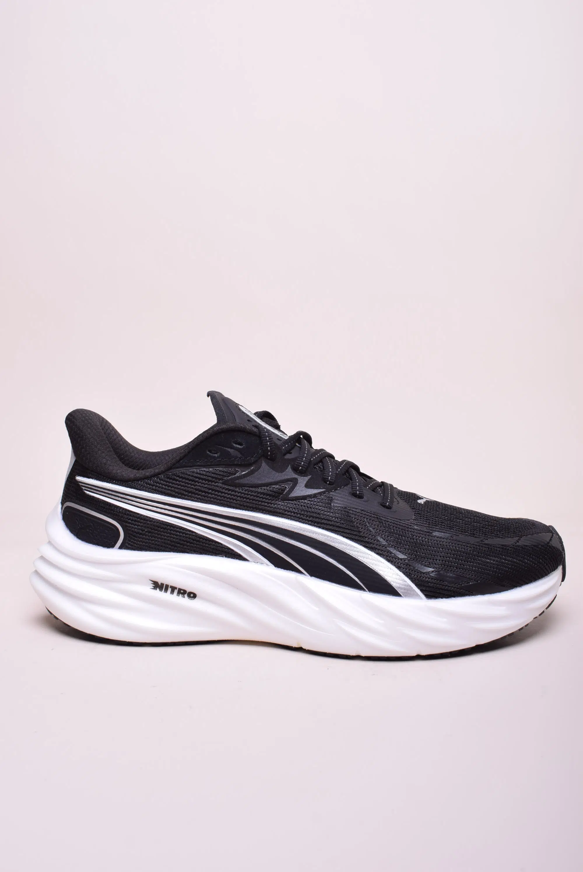 Pantofi sport barbati Velocity Nitro 4 [0]