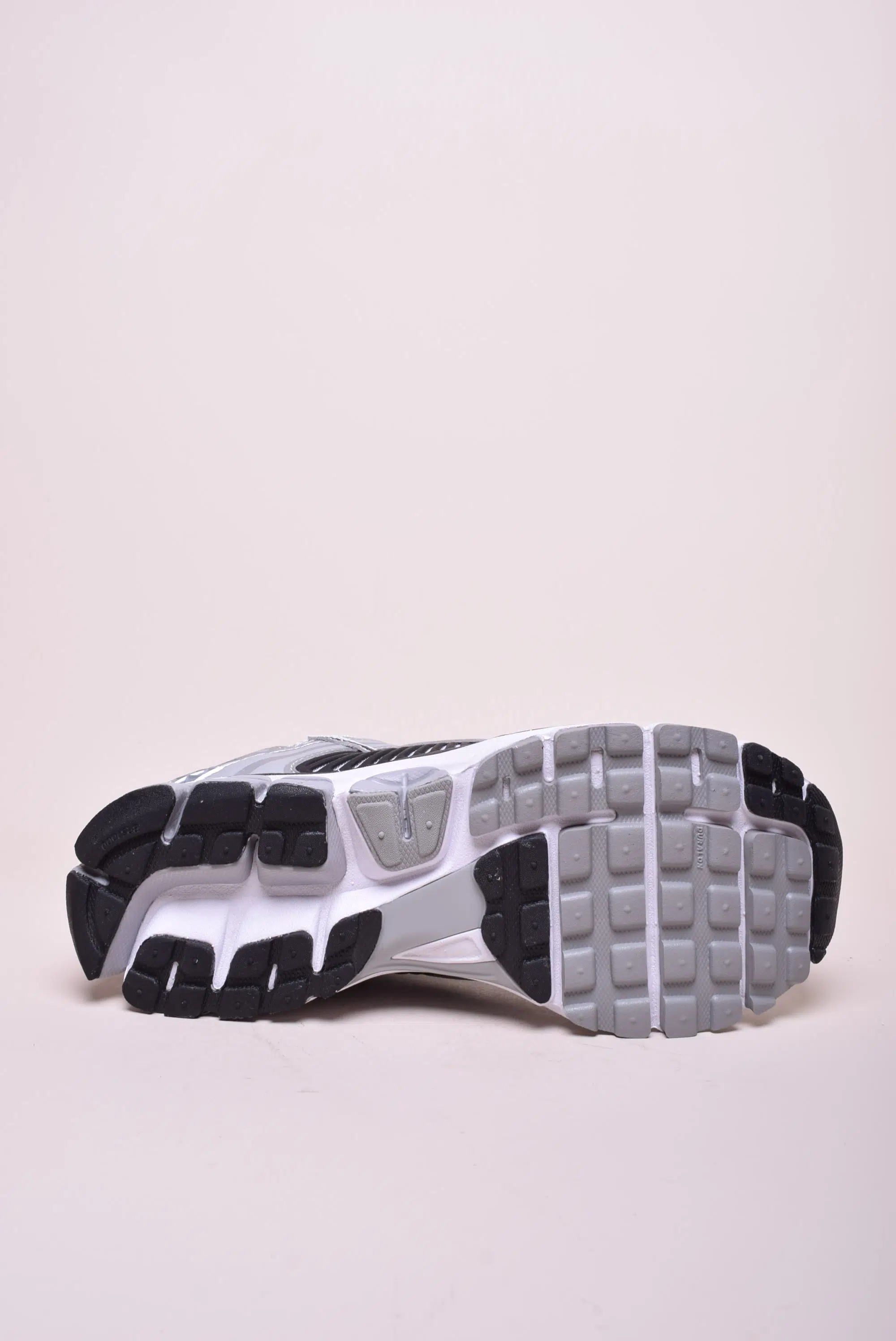 Pantofi sport barbati Zoom Vomero 5 [1]