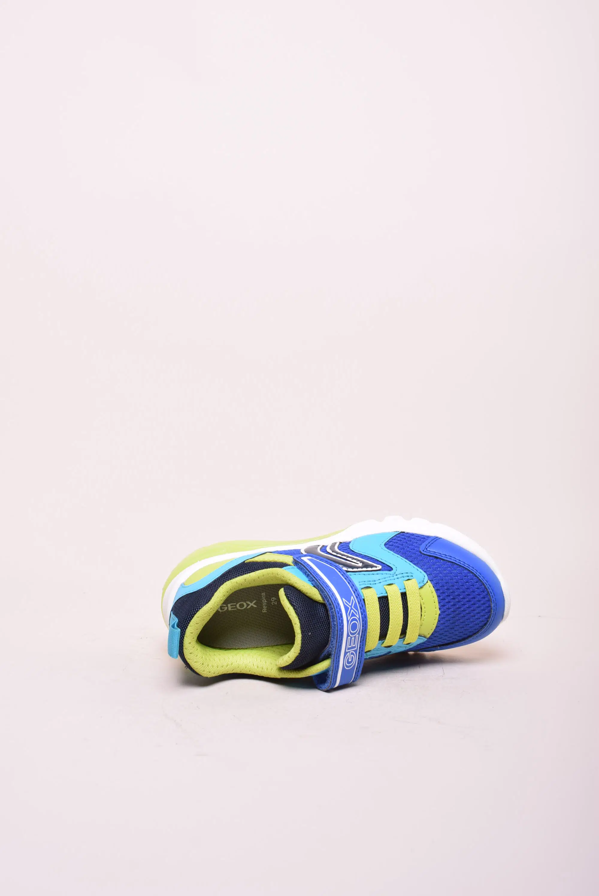 Pantofi sport copii cu luminite in talpa [3]