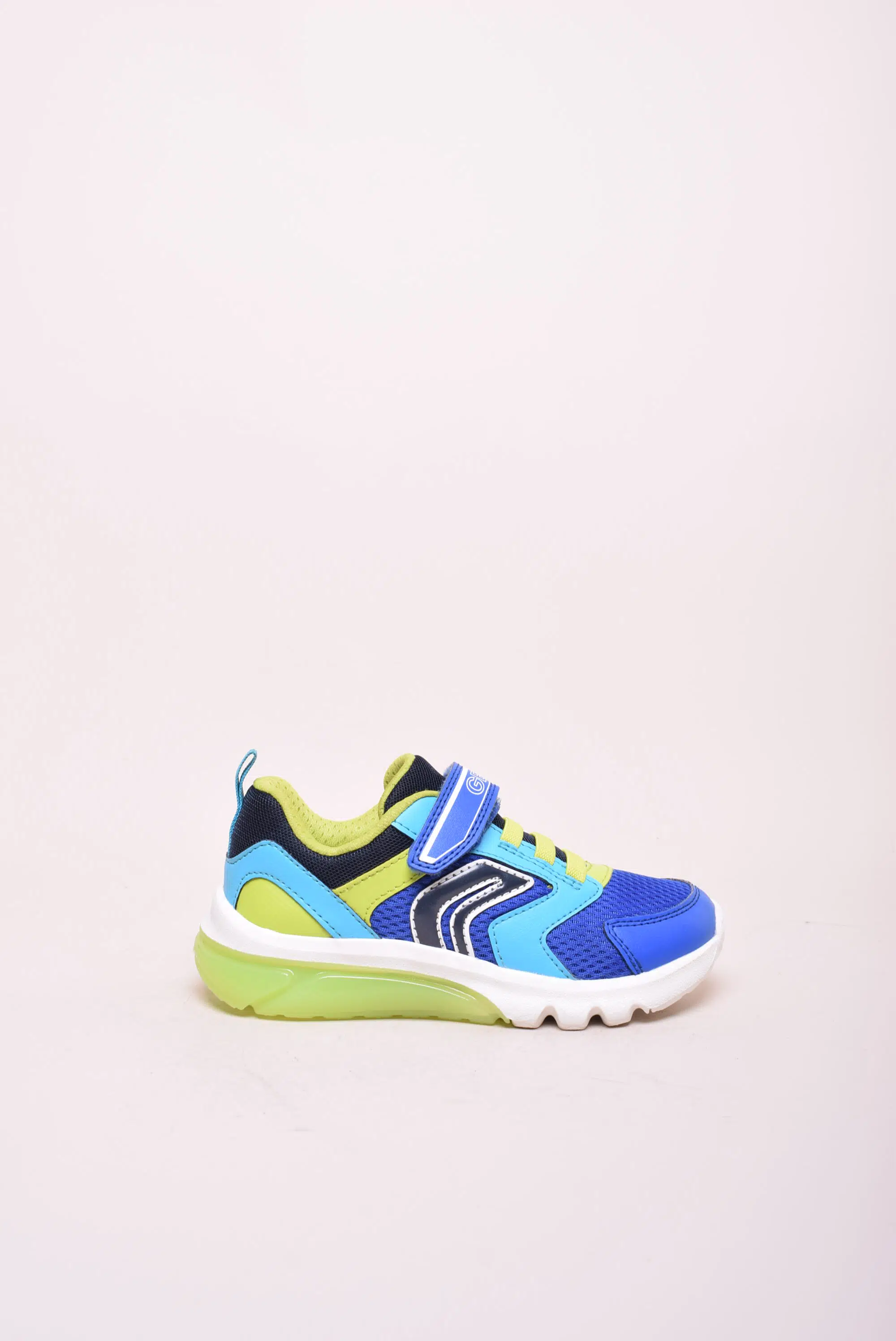 Pantofi sport copii cu luminite in talpa