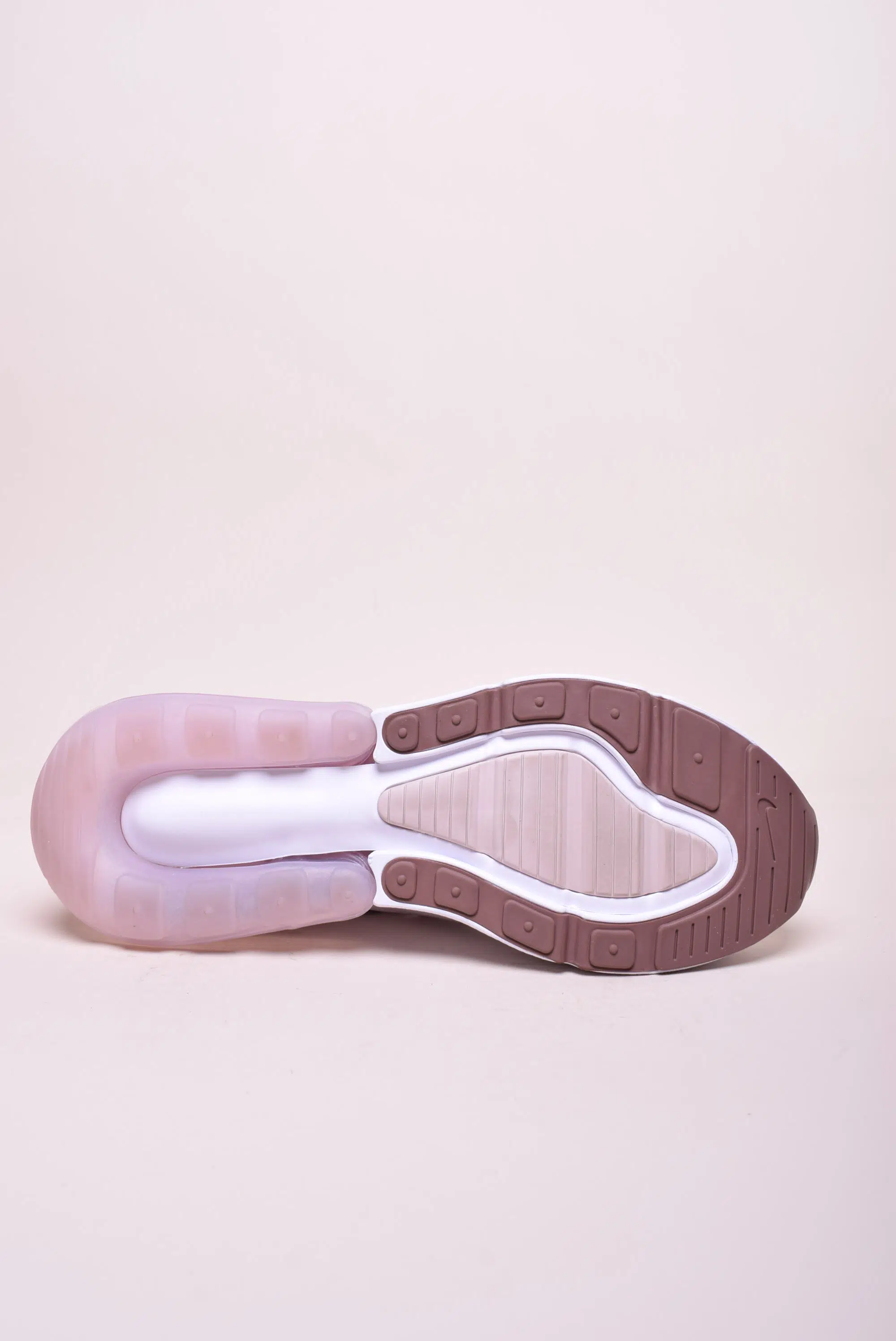 Pantofi sport dama Air Max 270 [1]