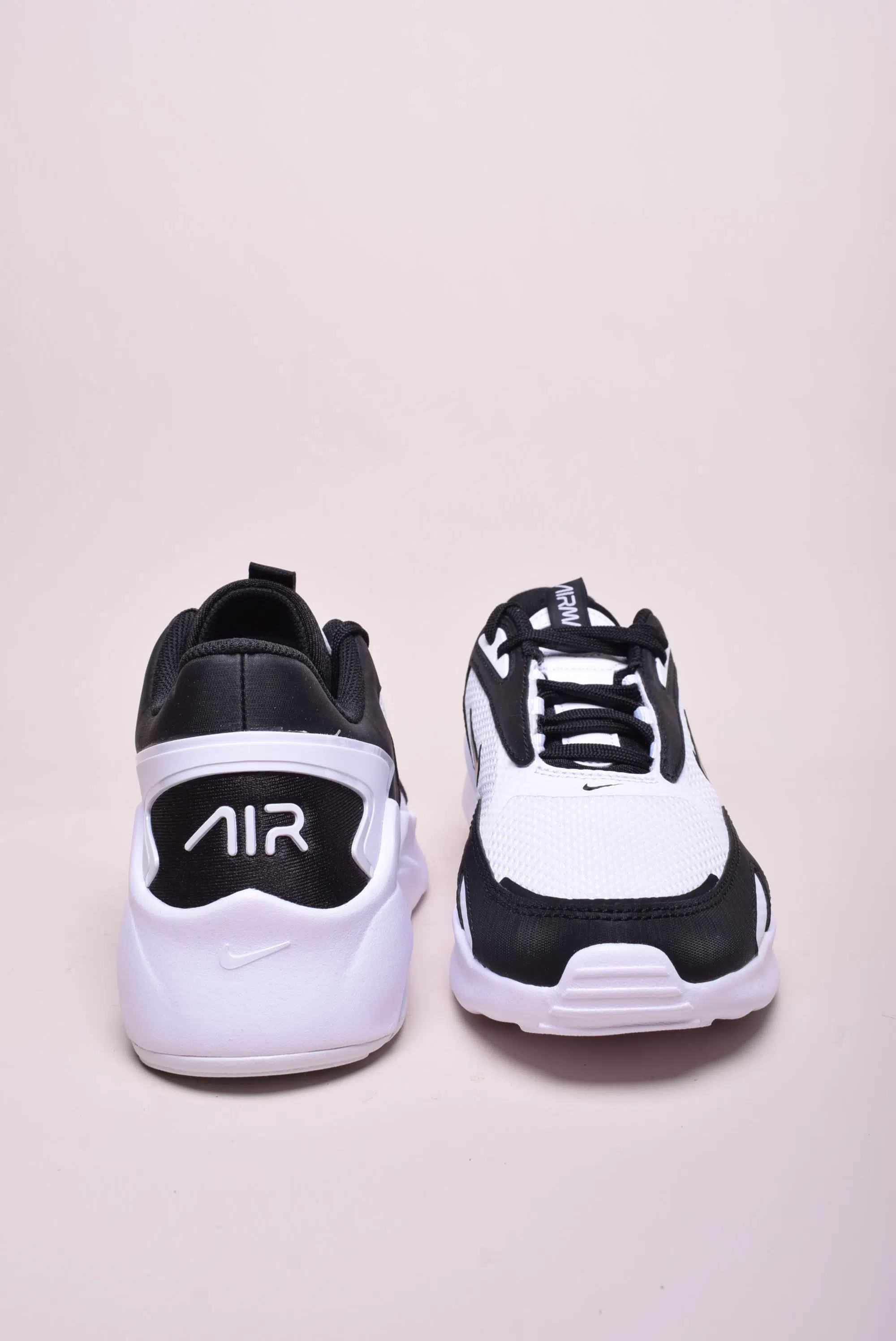 Pantofi sport dama Air Max Bolt [2]