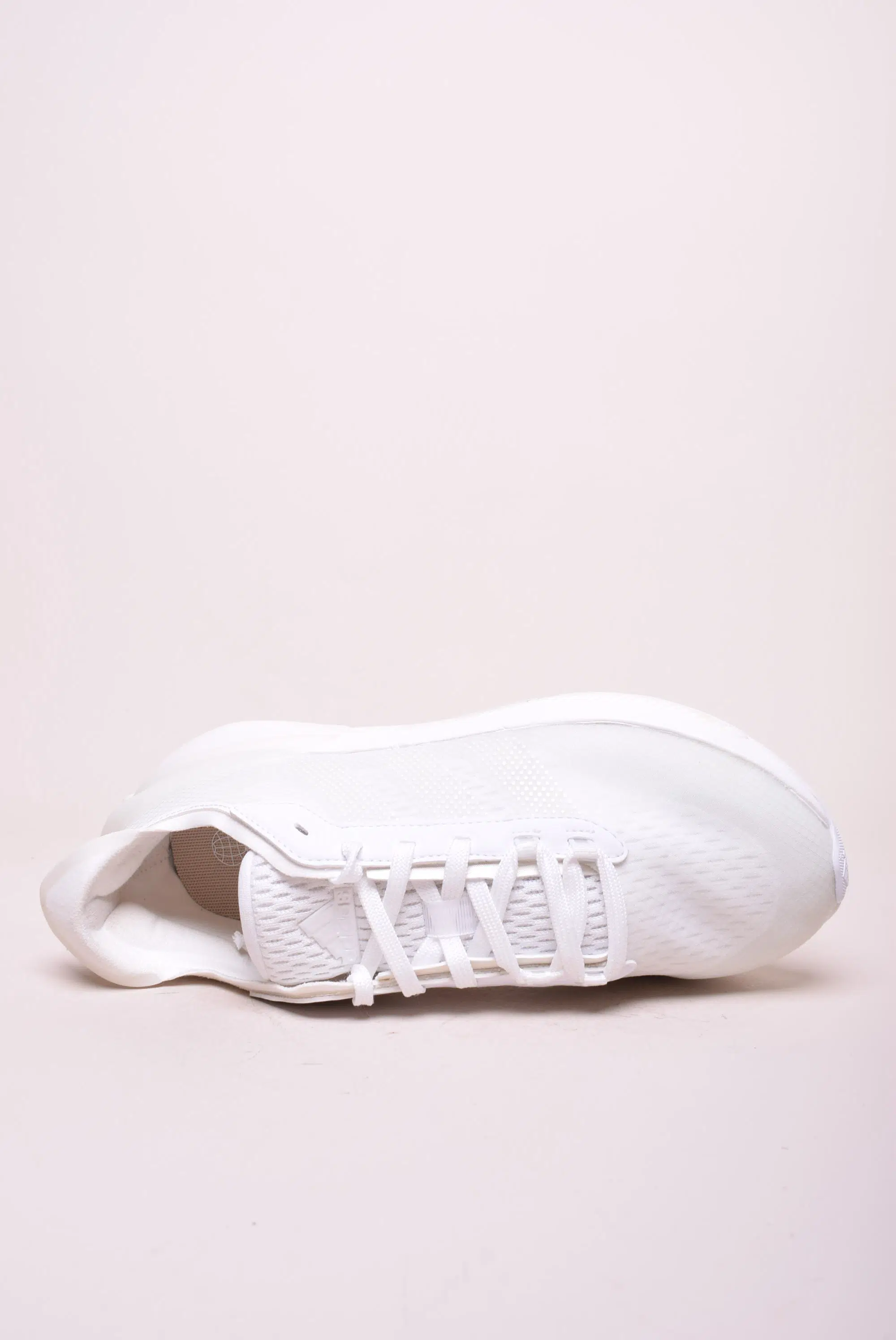 Pantofi sport dama Avryn [3]