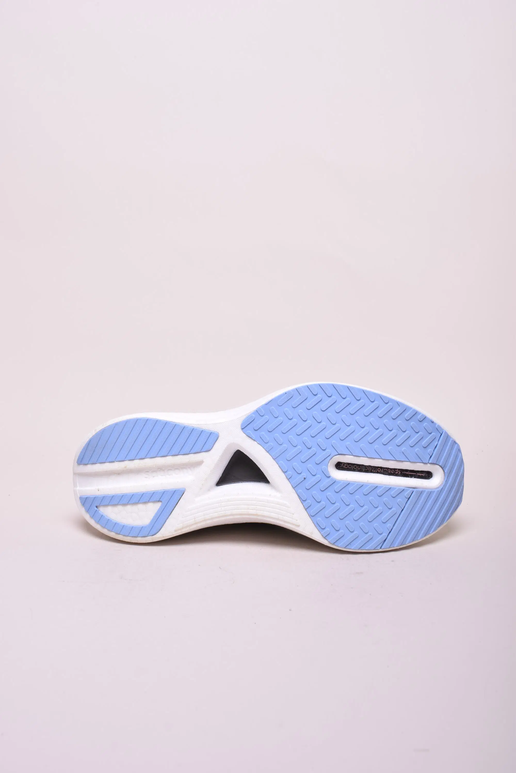 Pantofi sport dama Endorphin Pro 3 [1]