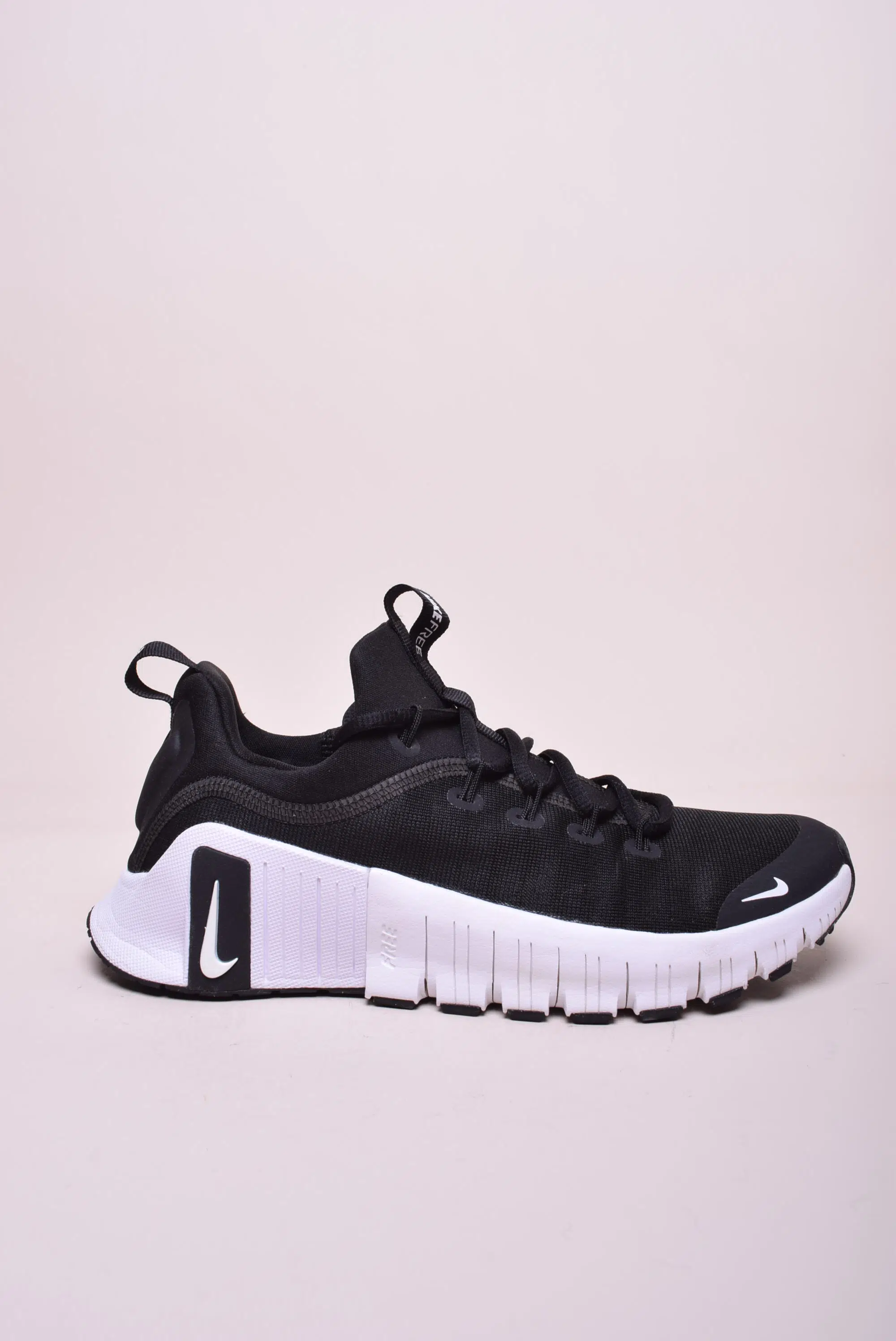 Pantofi sport dama Free Metcon 6 [0]