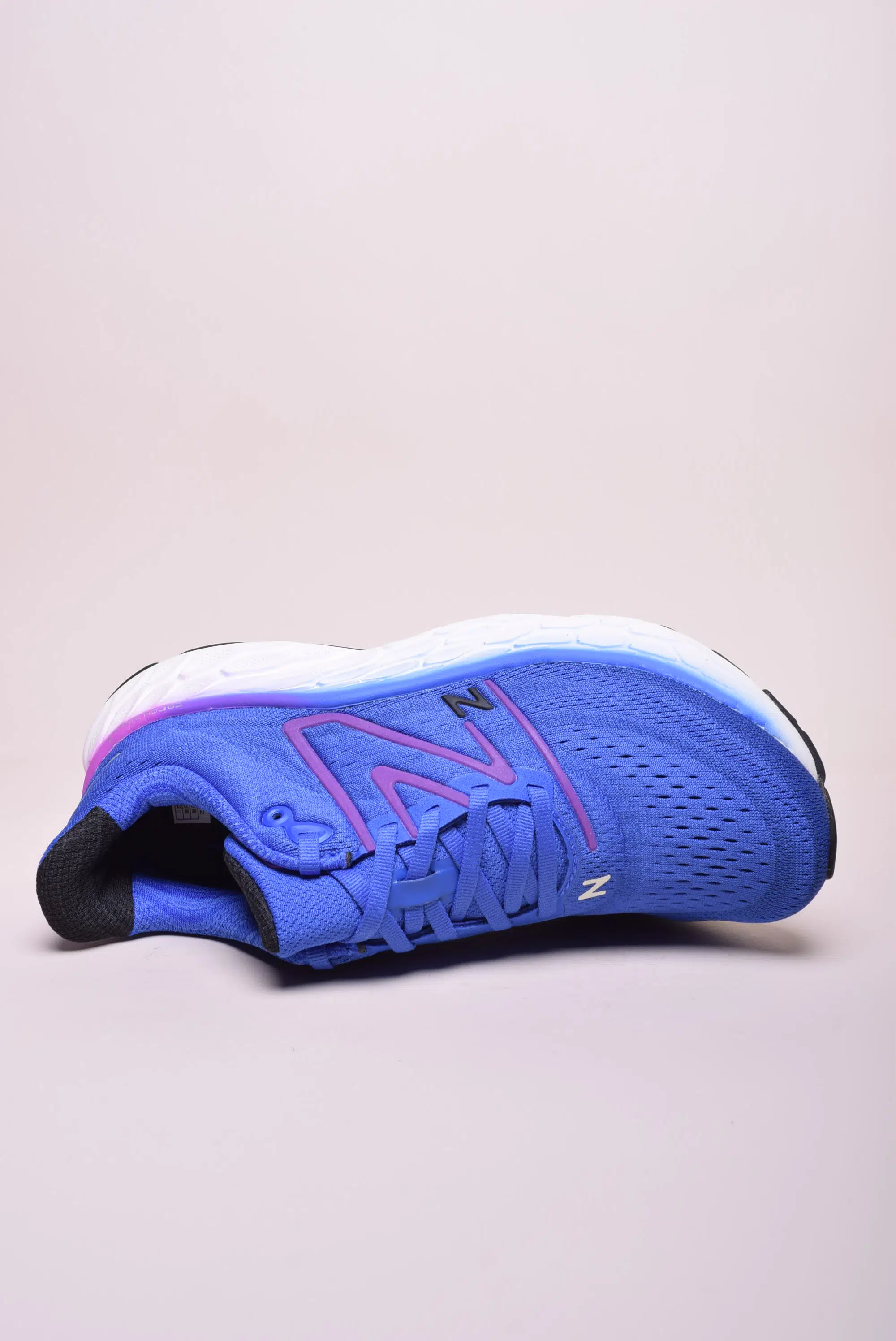 Pantofi sport dama Fresh Foam More v4 [3]