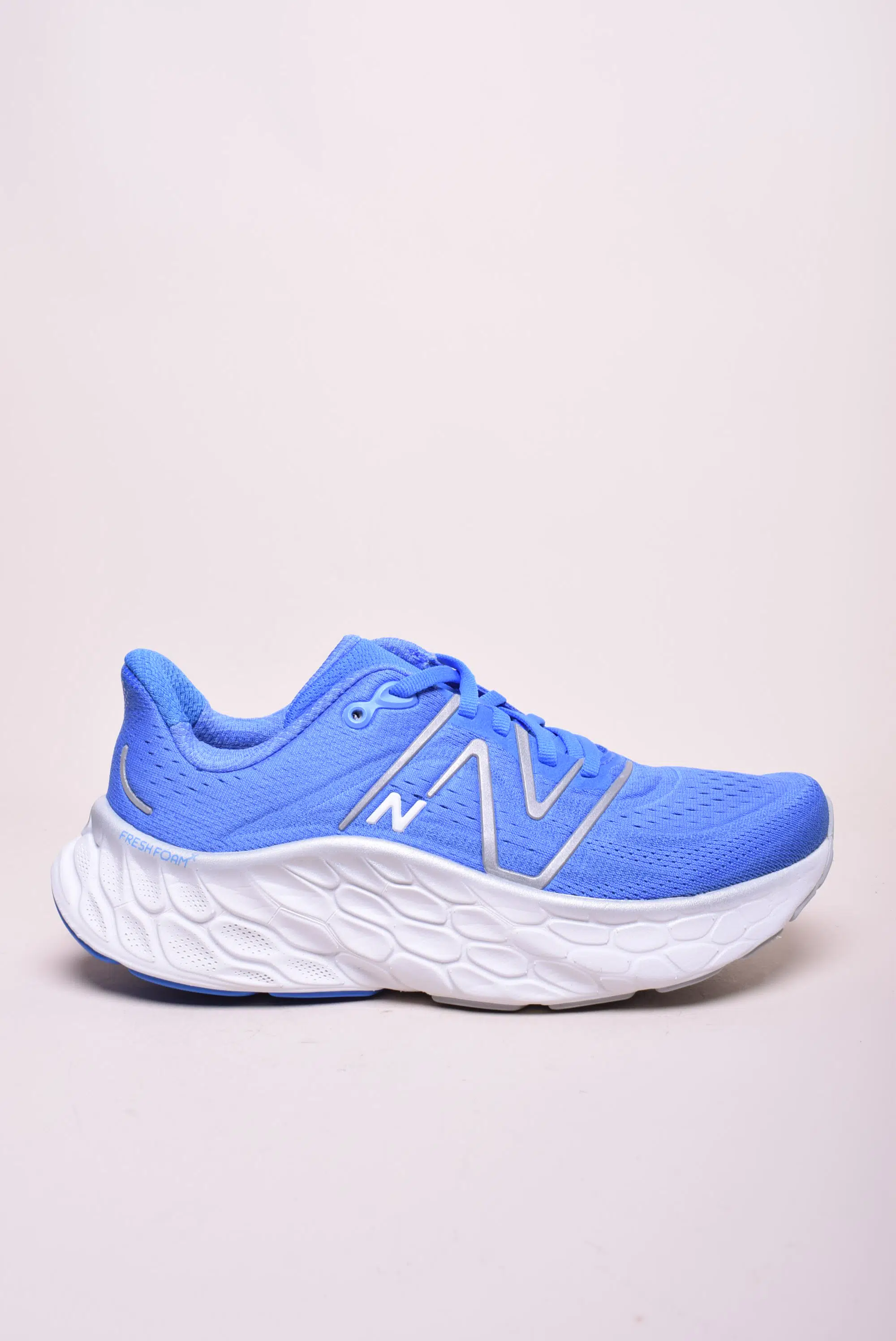 Pantofi sport dama Fresh Foam X More v4