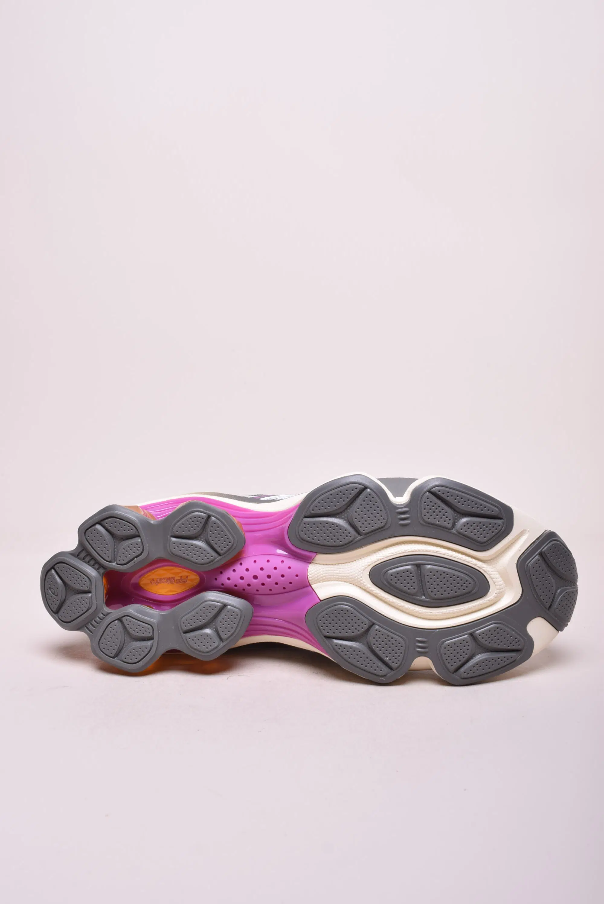 Pantofi sport dama Gel-Kinetic Fluent [1]