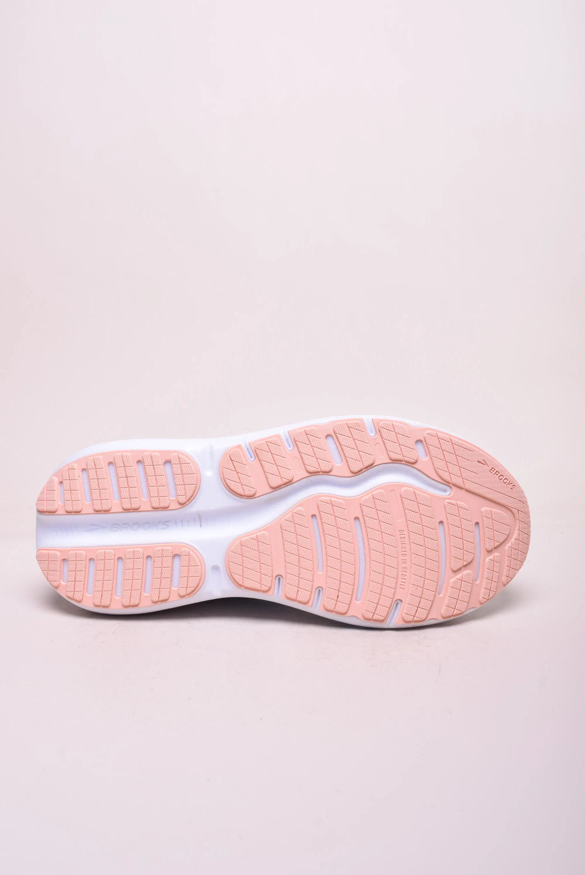 Pantofi sport dama Ghost Max 2 [1]