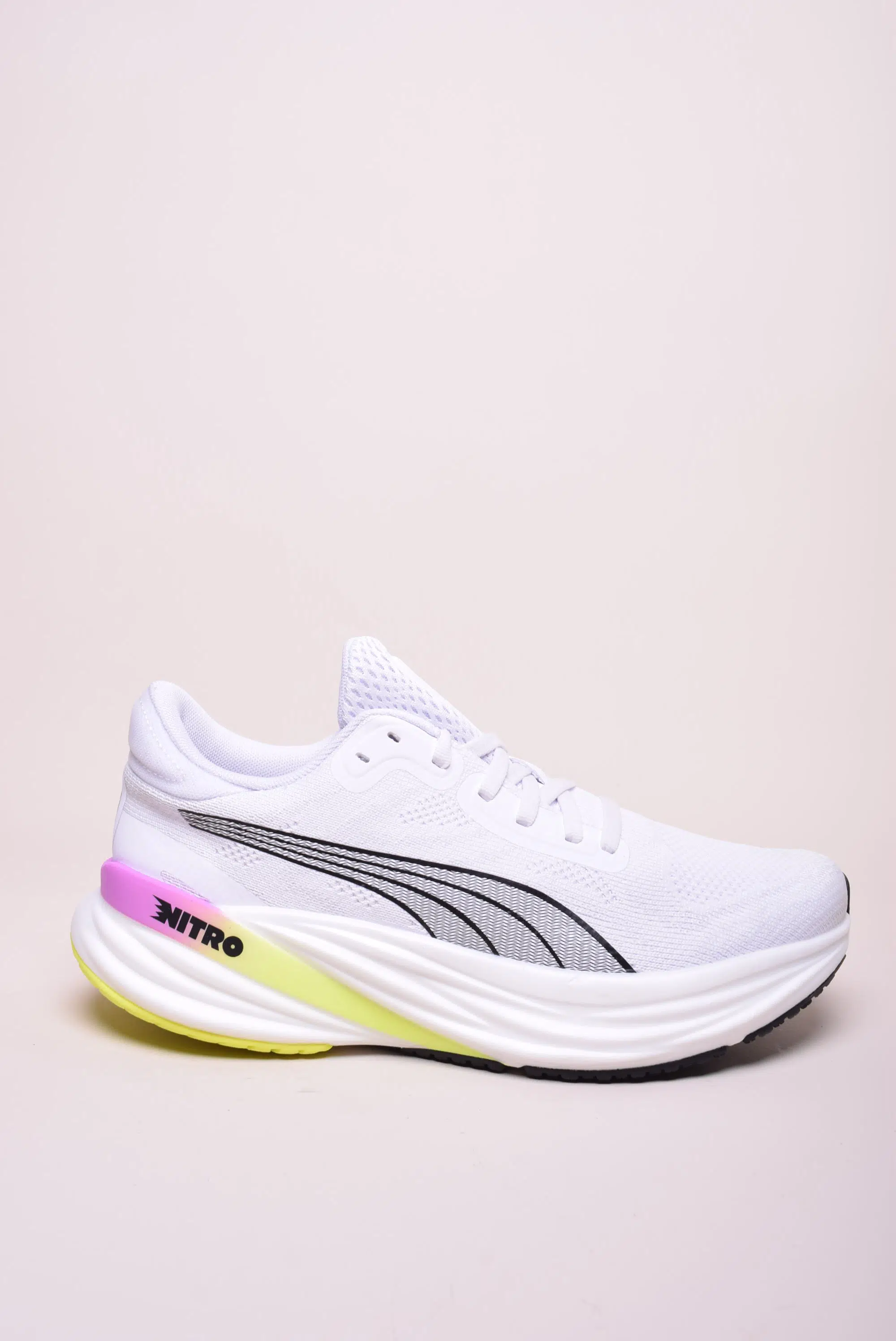 Încălțăminte damă - Pantofi sport dama Magnify Nitro 2