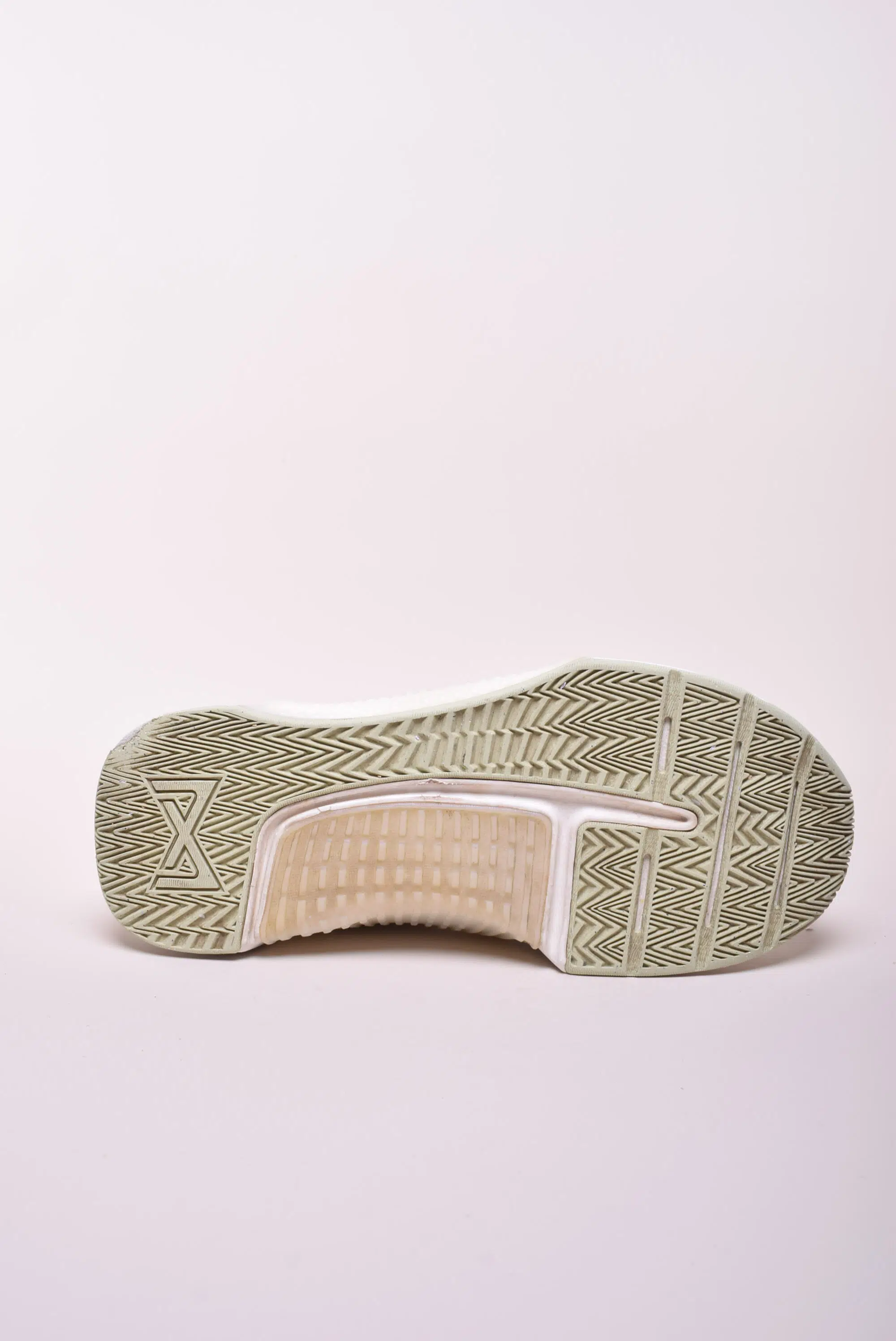 Pantofi sport dama Metcon [1]