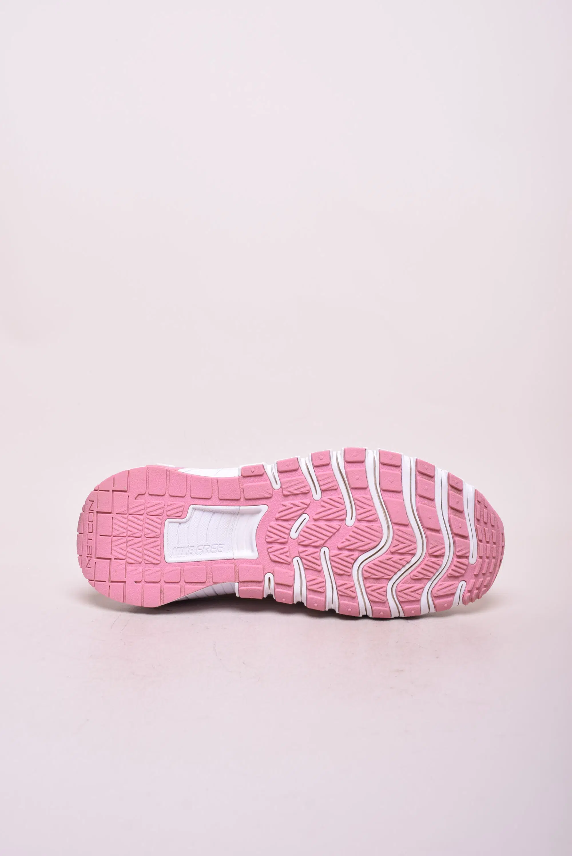 Pantofi sport dama Metcon 6 [1]