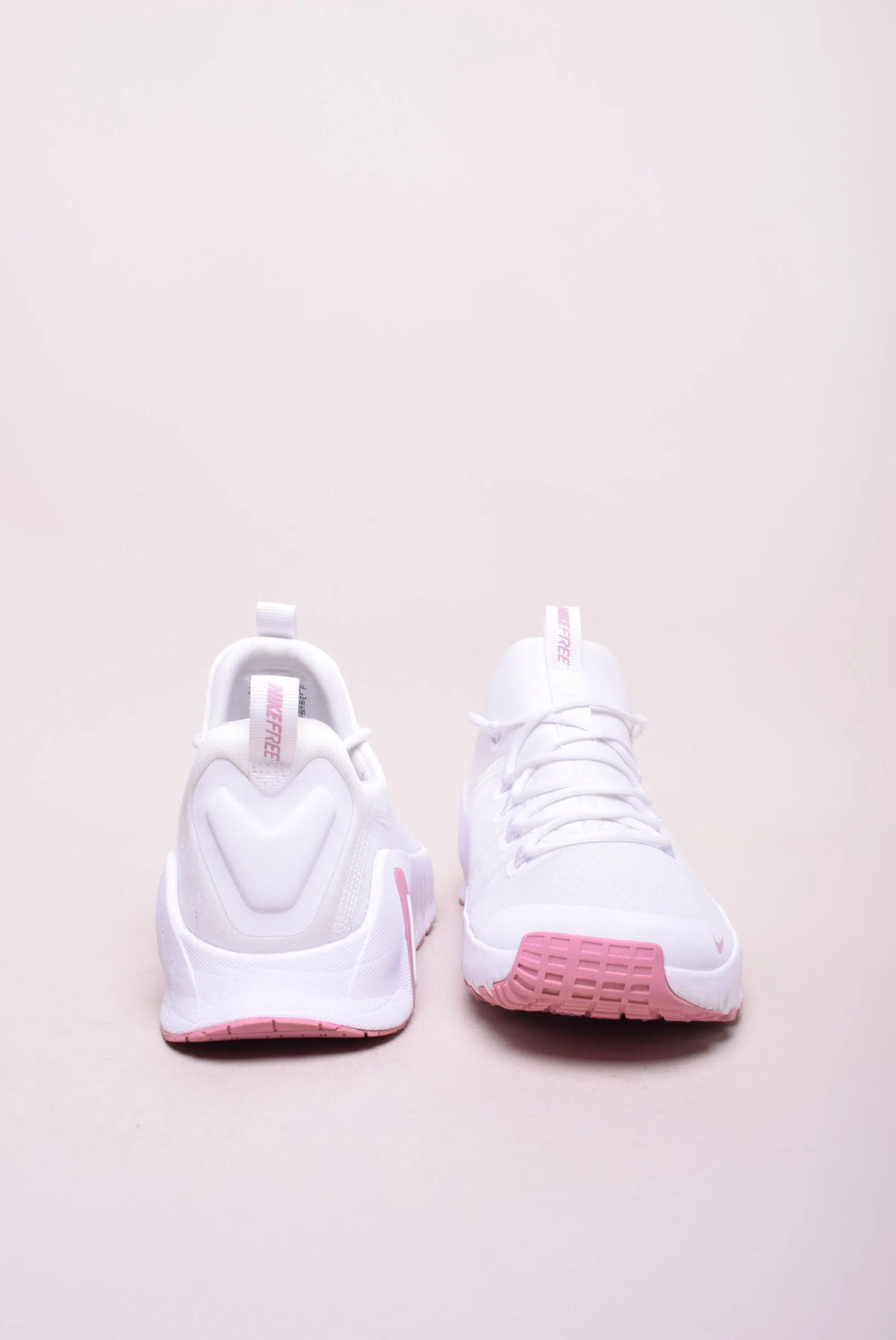 Pantofi sport dama Metcon 6 [2]