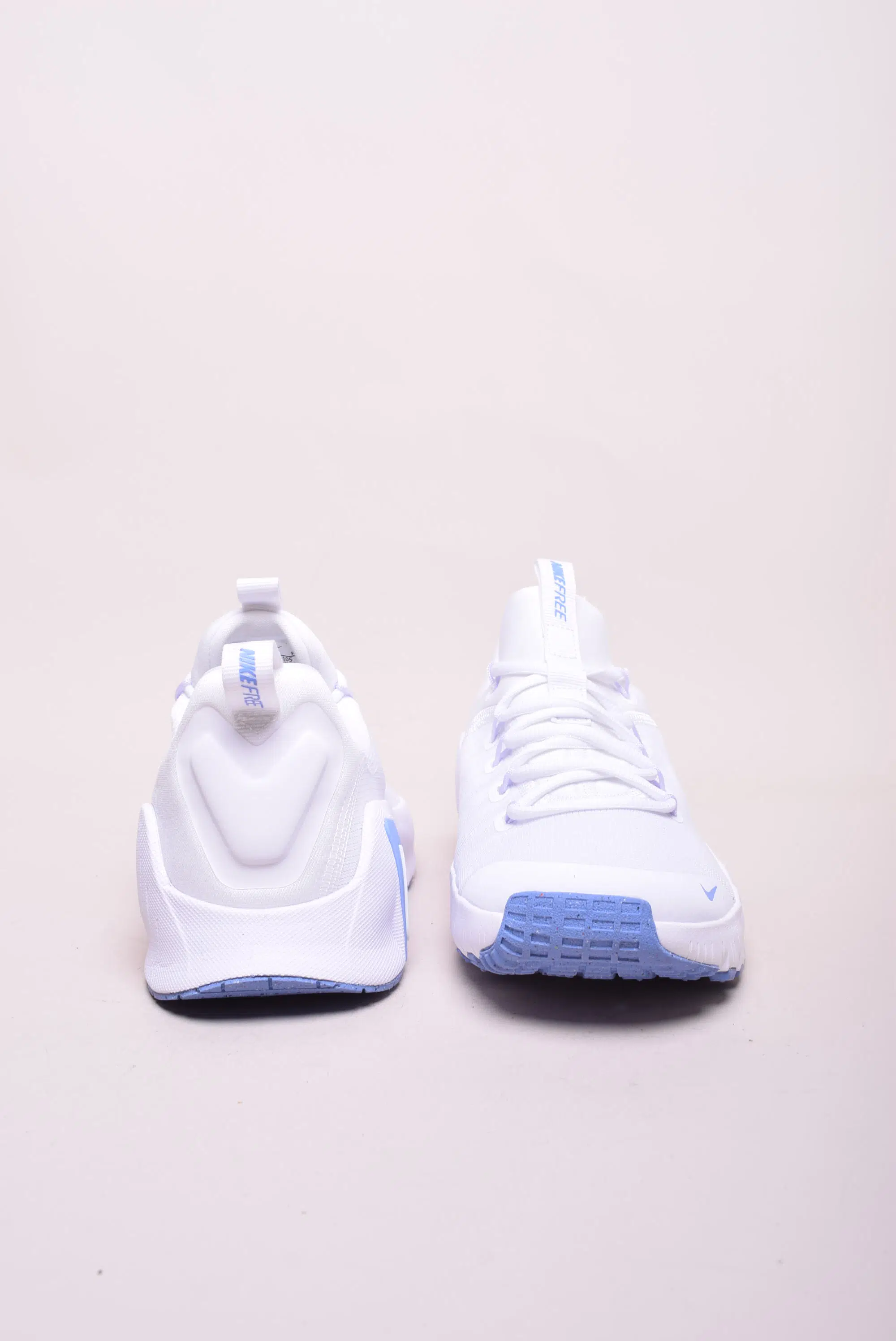 Pantofi sport dama Metcon 9 [2]