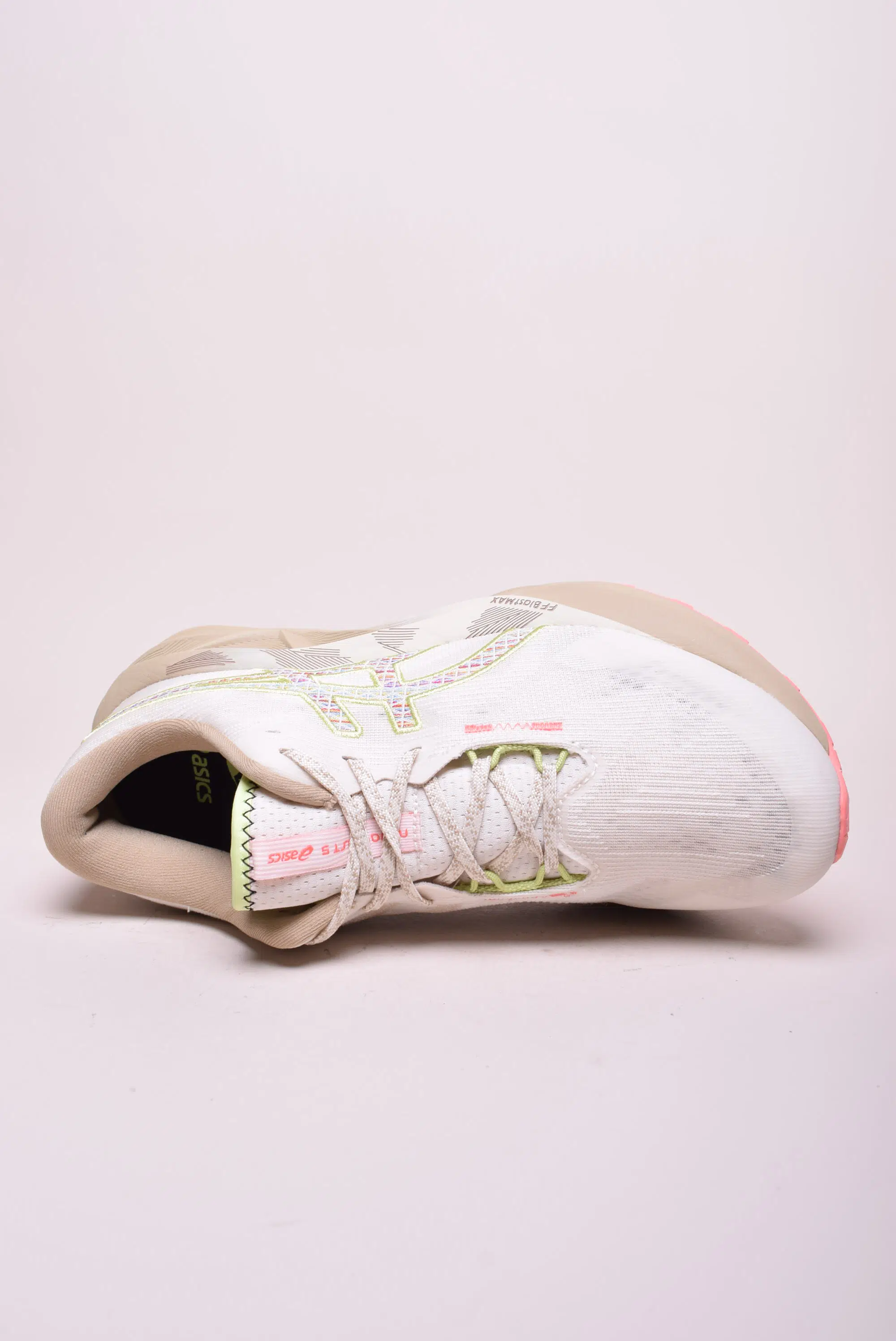 Pantofi sport dama Novablast 5 [3]