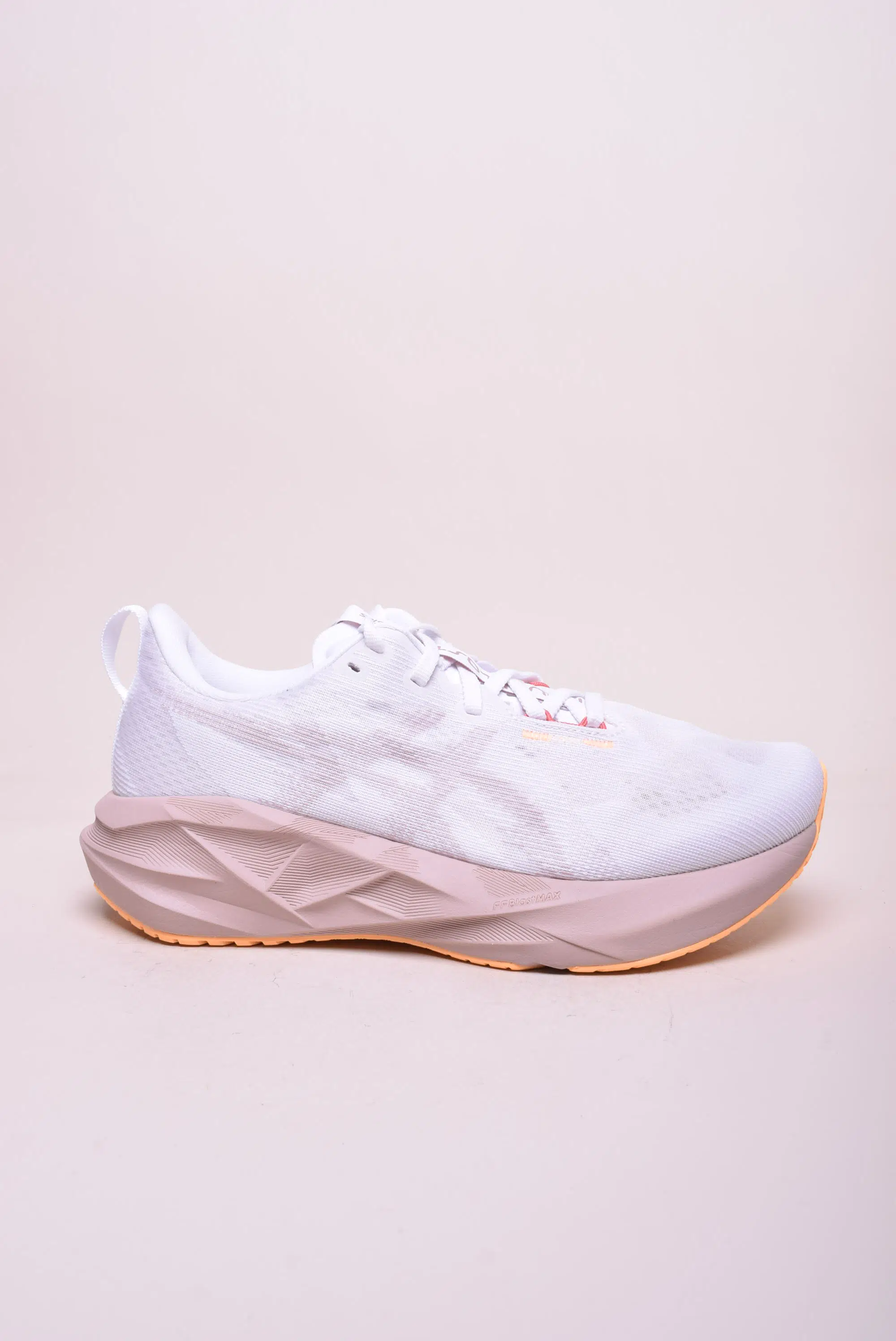 Încălțăminte damă - Pantofi sport dama Novablast 5