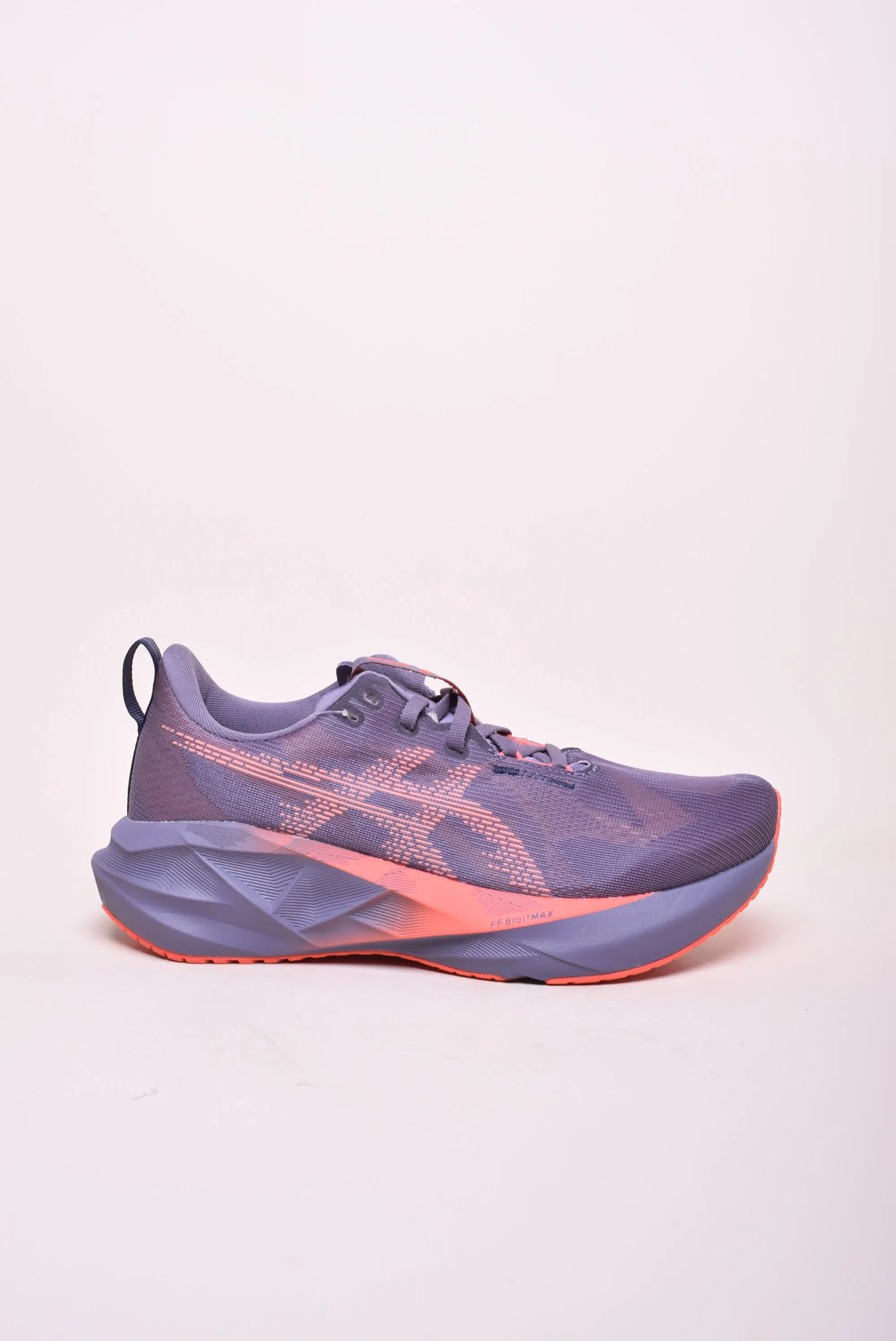 Pantofi sport dama Novablast 5 [0]