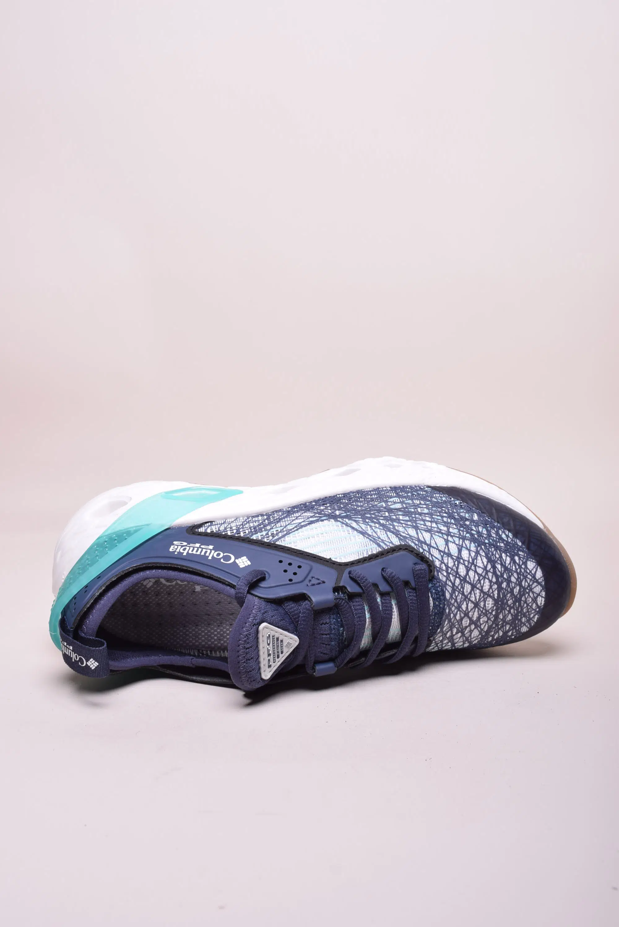Pantofi sport dama PFG, perforati [3]
