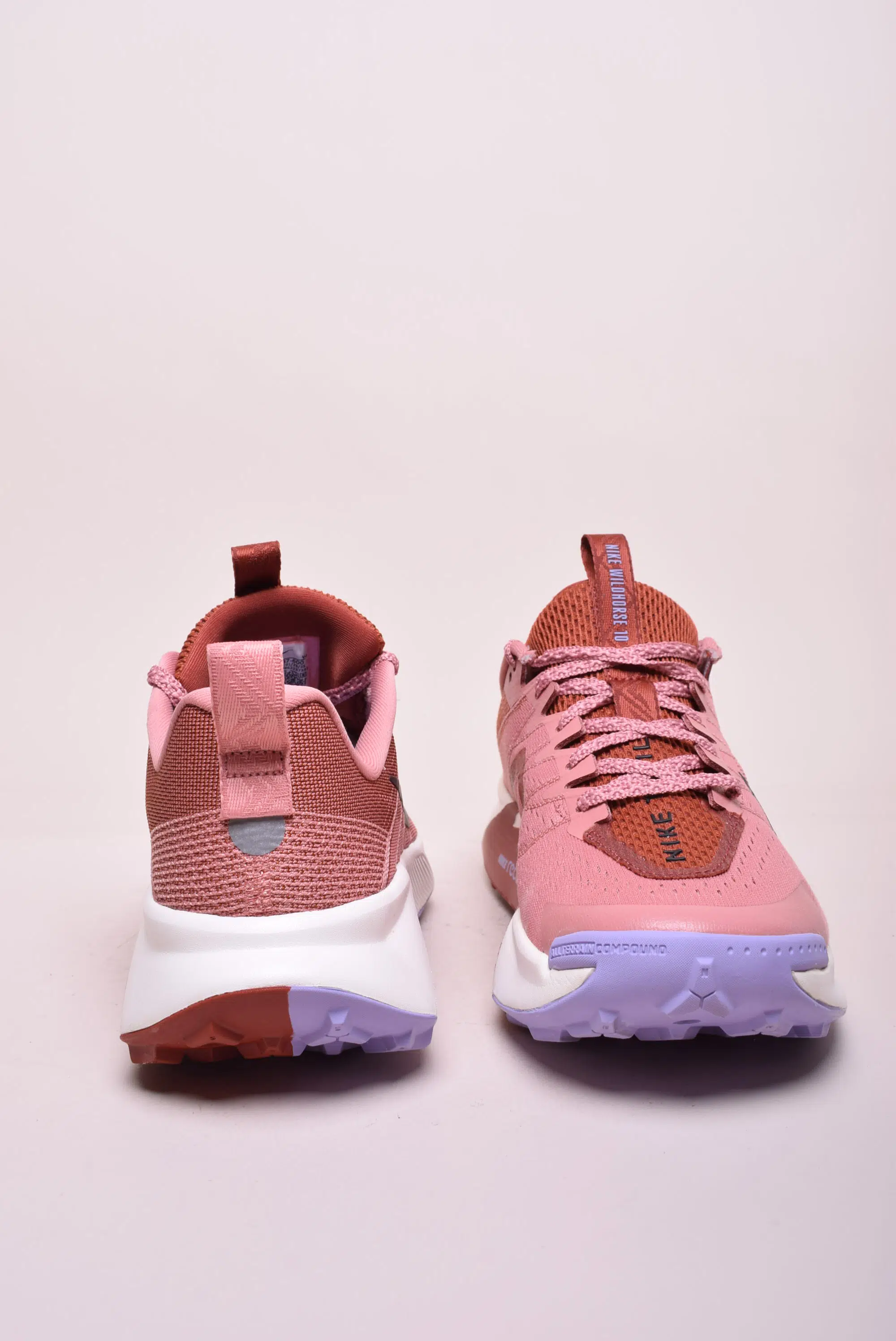 Pantofi sport dama ReactX Wildhorse 10 [2]