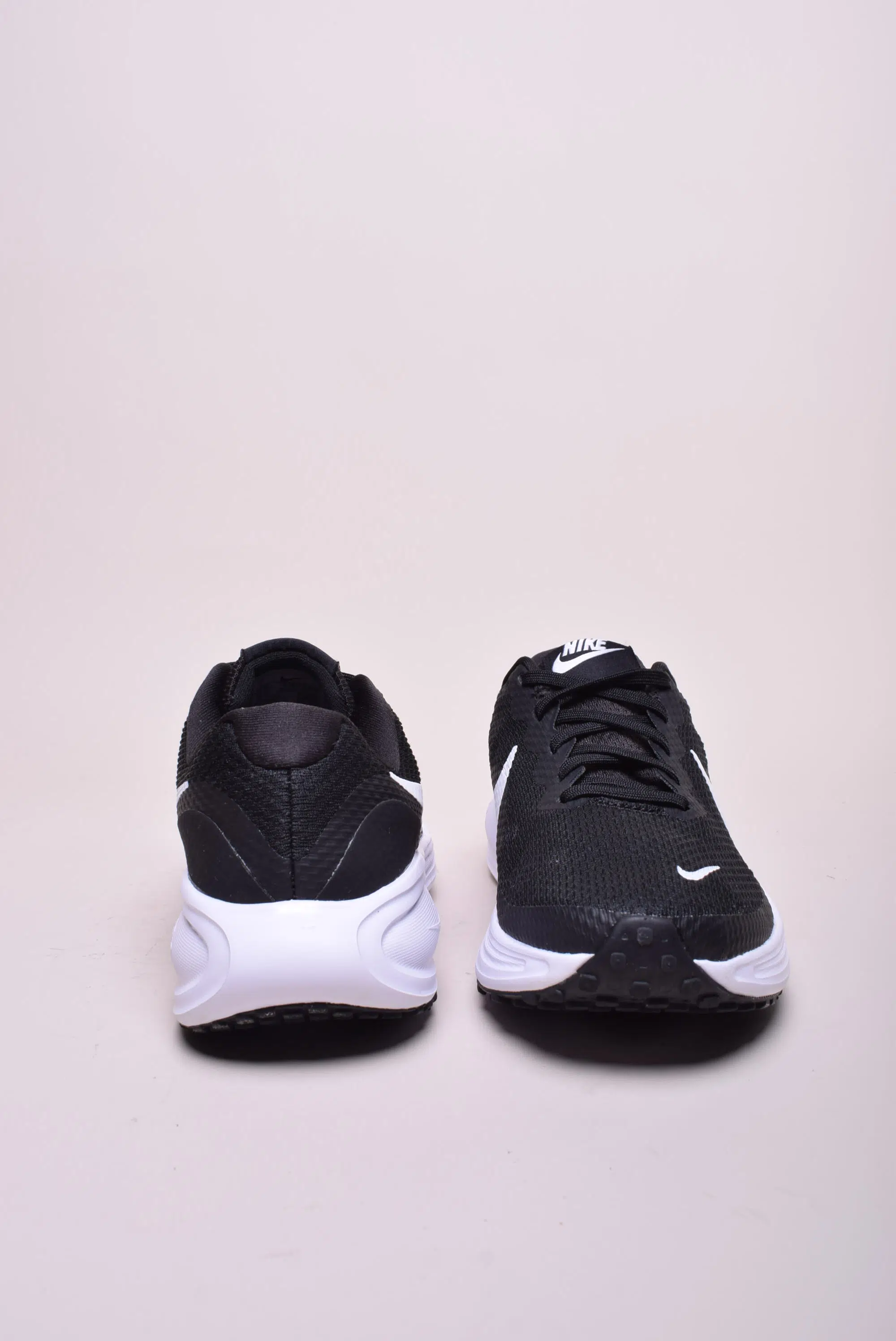 Pantofi sport dama Revolution 8 [2]