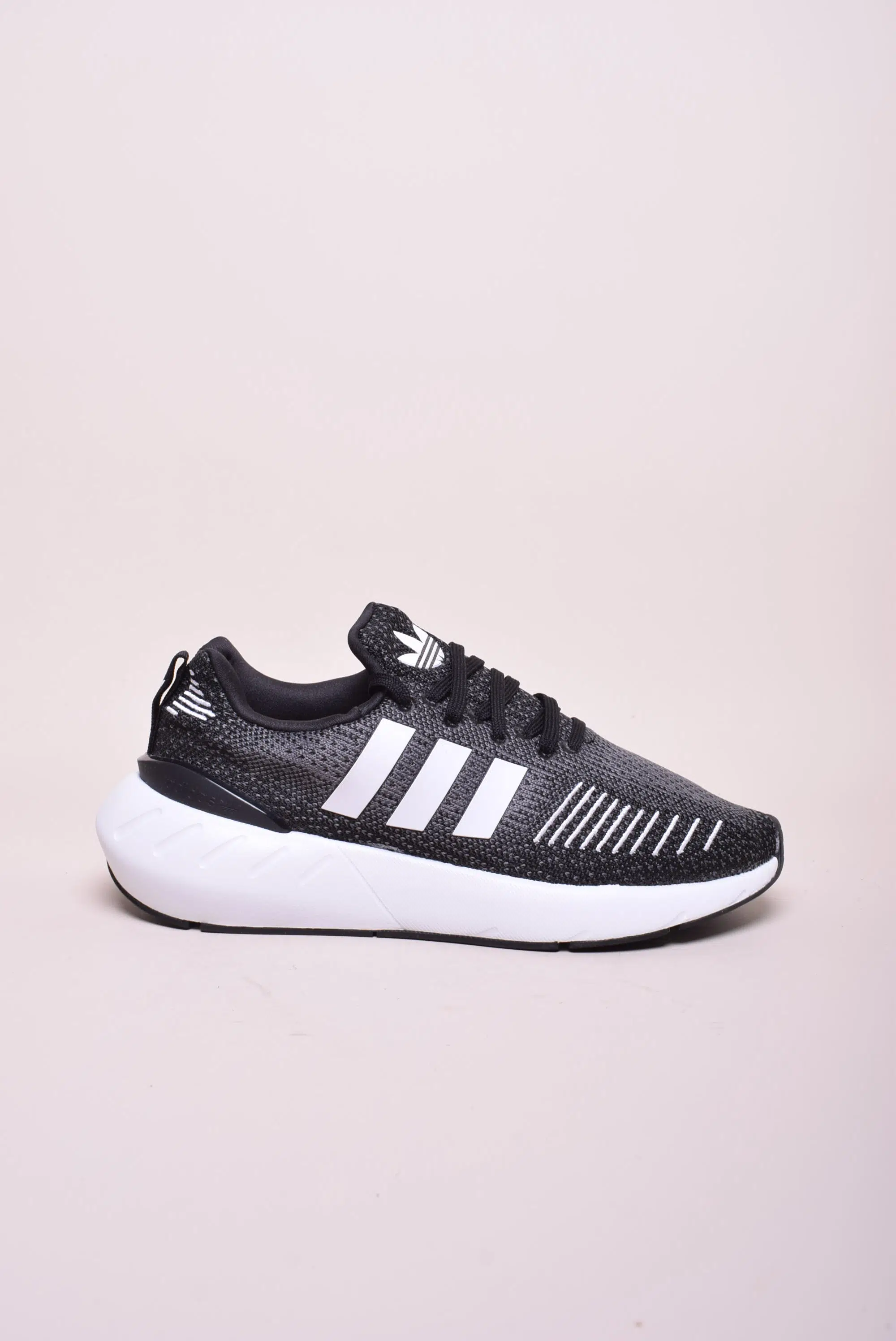 Pantofi sport dama Swift Run 22