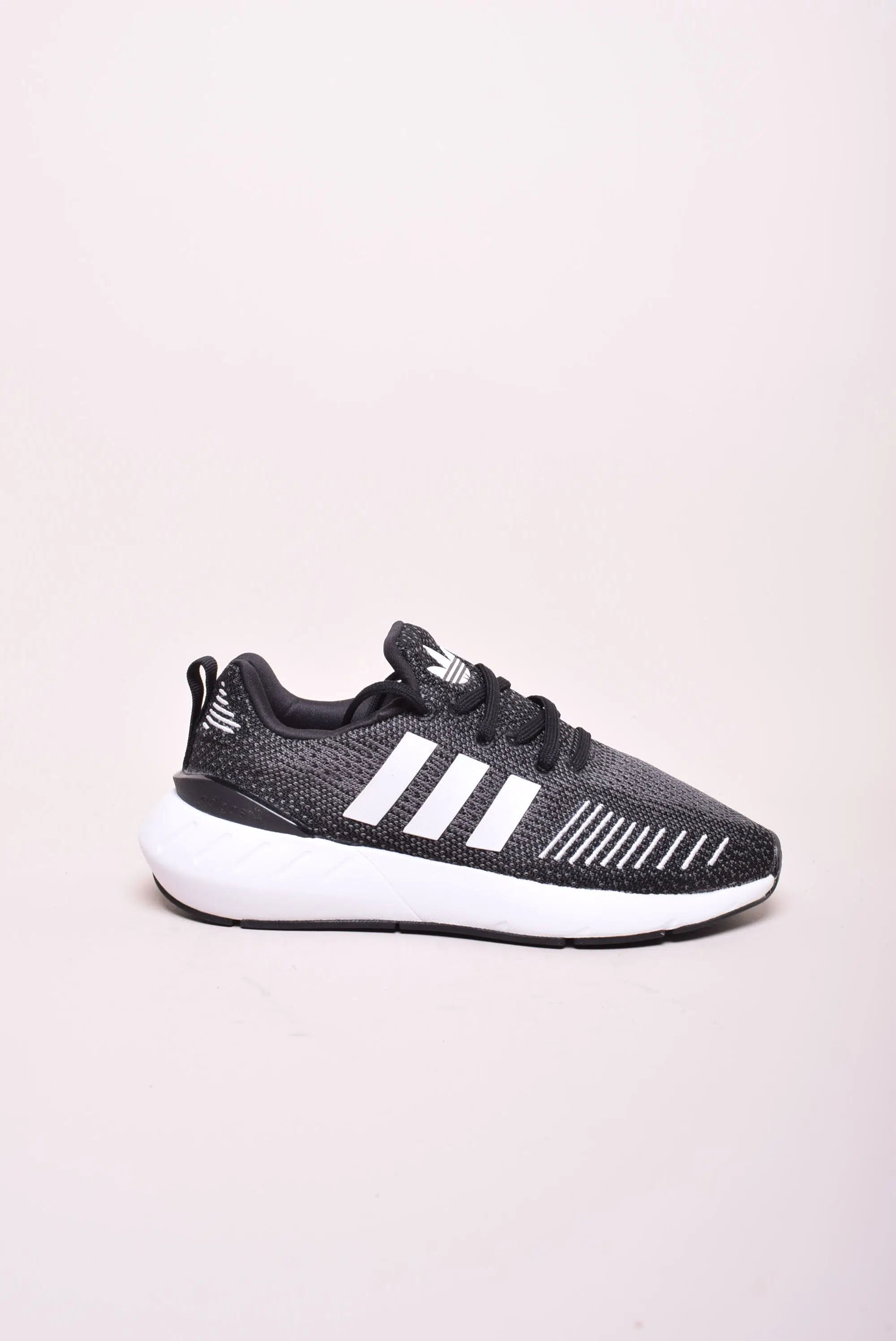 Pantofi sport dama Swift Run 22