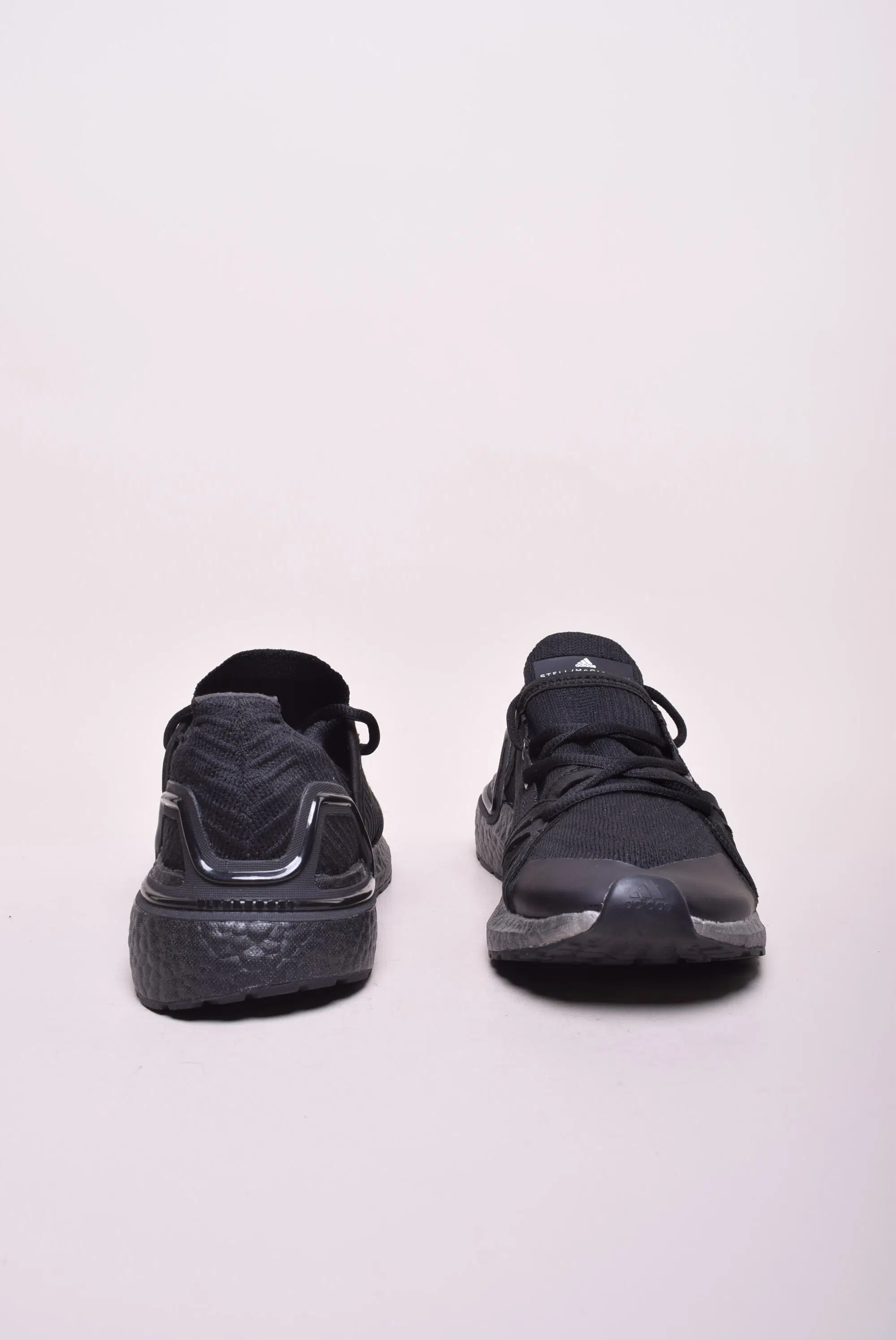 Pantofi sport dama Ultraboost 20 [2]