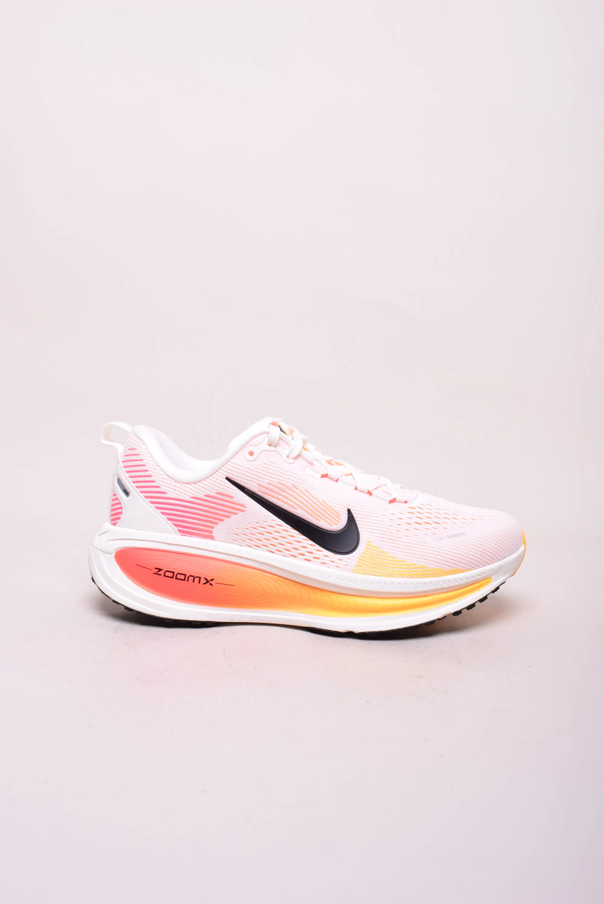 Pantofi sport dama Vomero 18 [0]