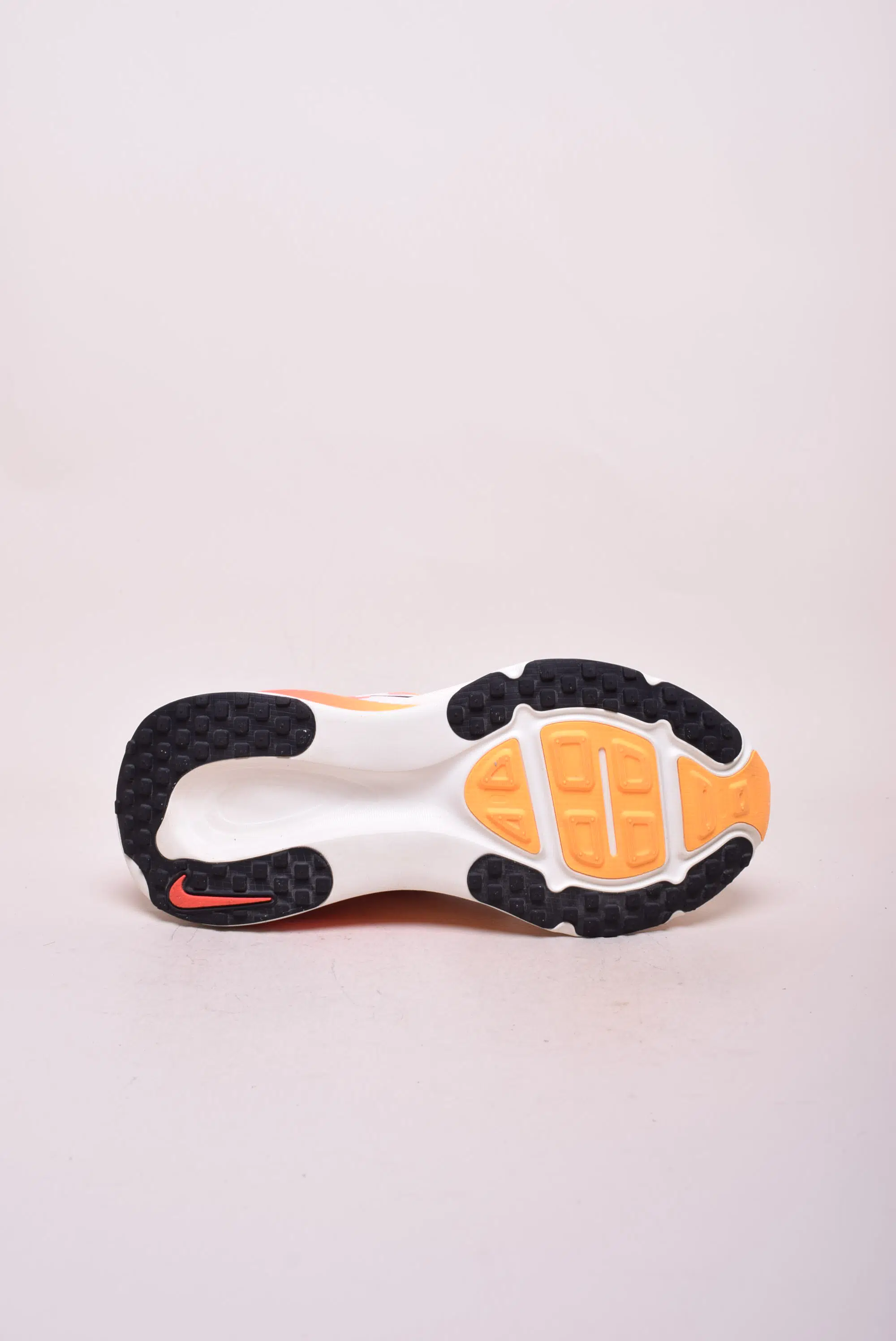 Pantofi sport dama Vomero 18 [1]