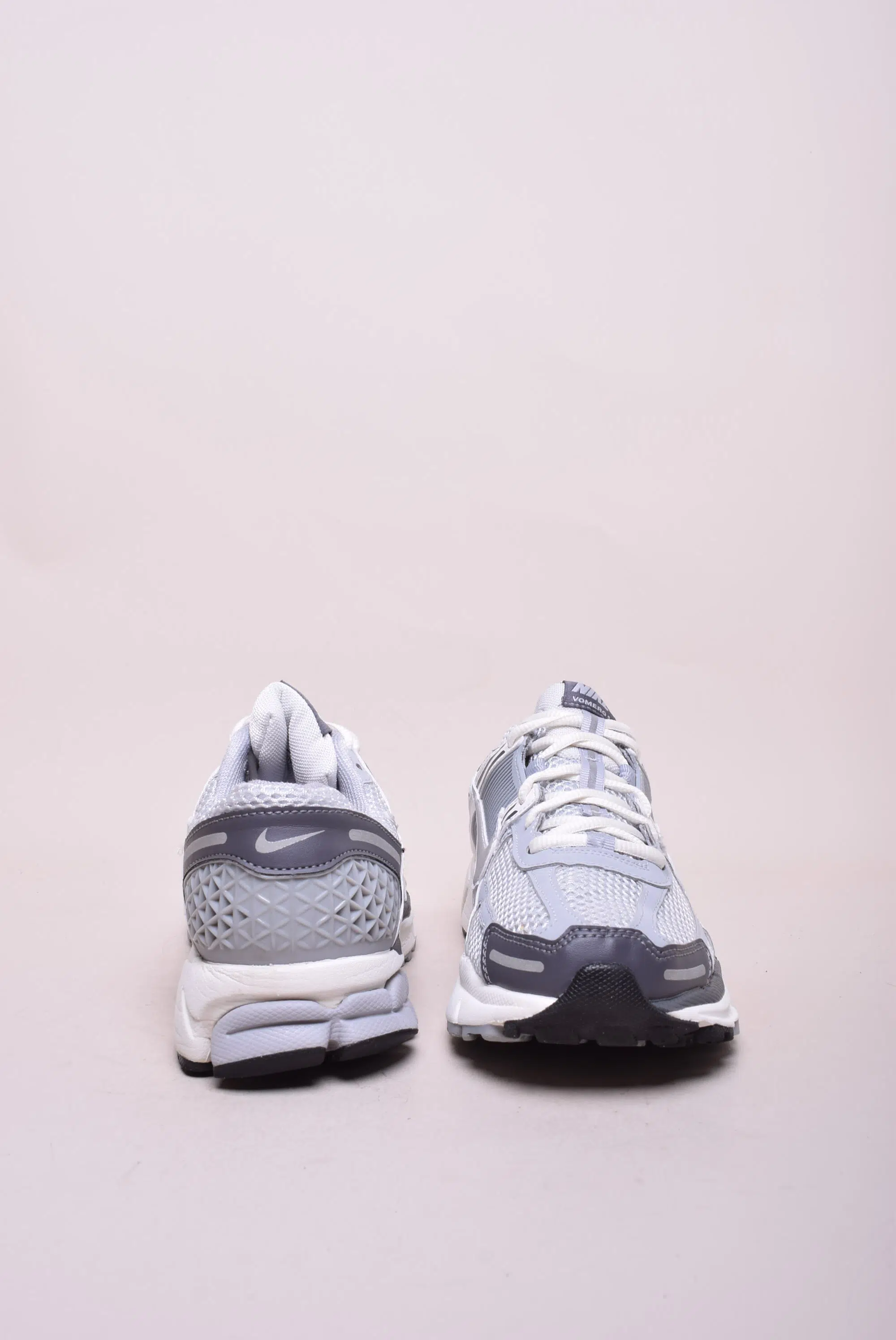 Pantofi sport dama Vomero 5 [2]