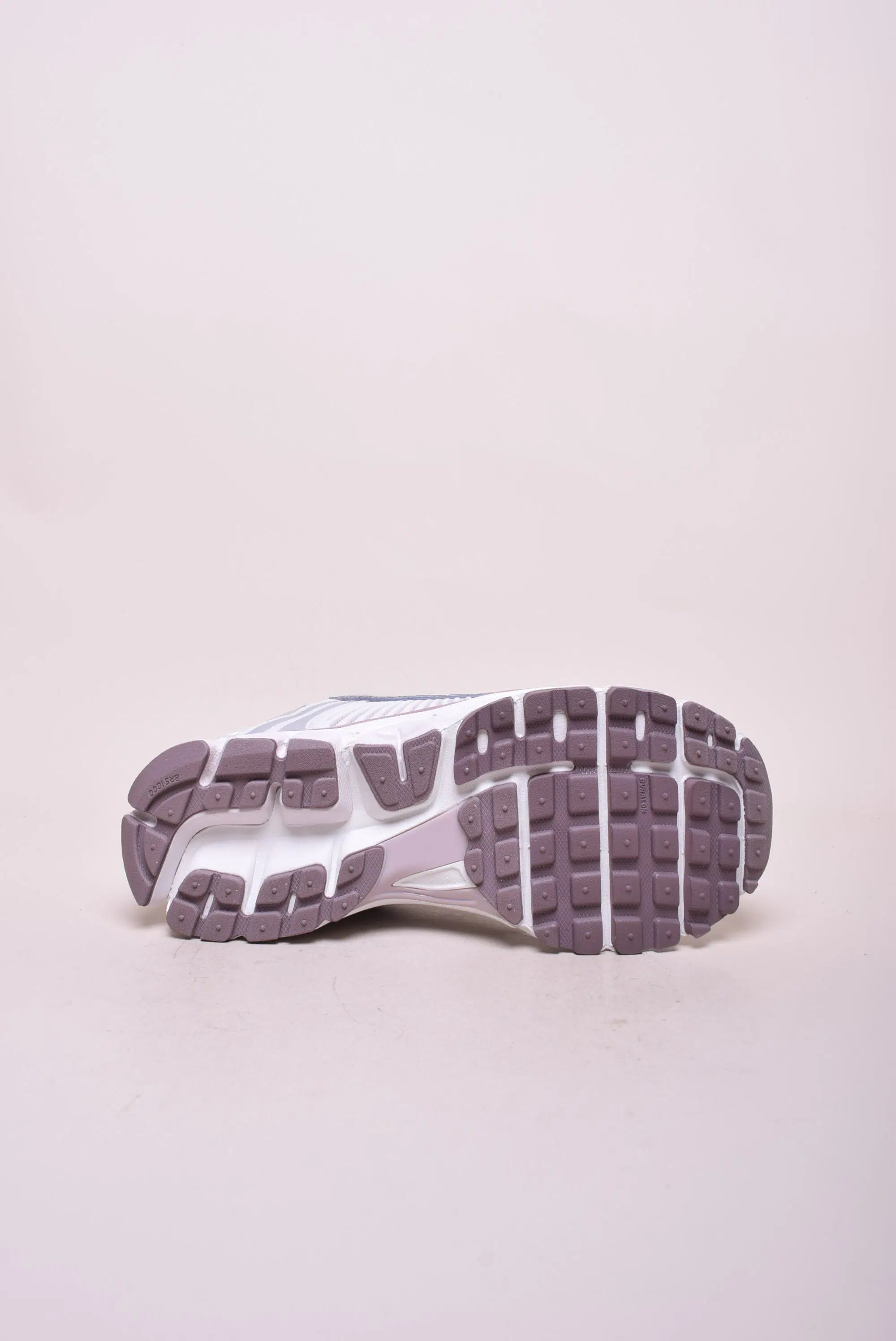 Pantofi sport dama Vomero 5 [1]