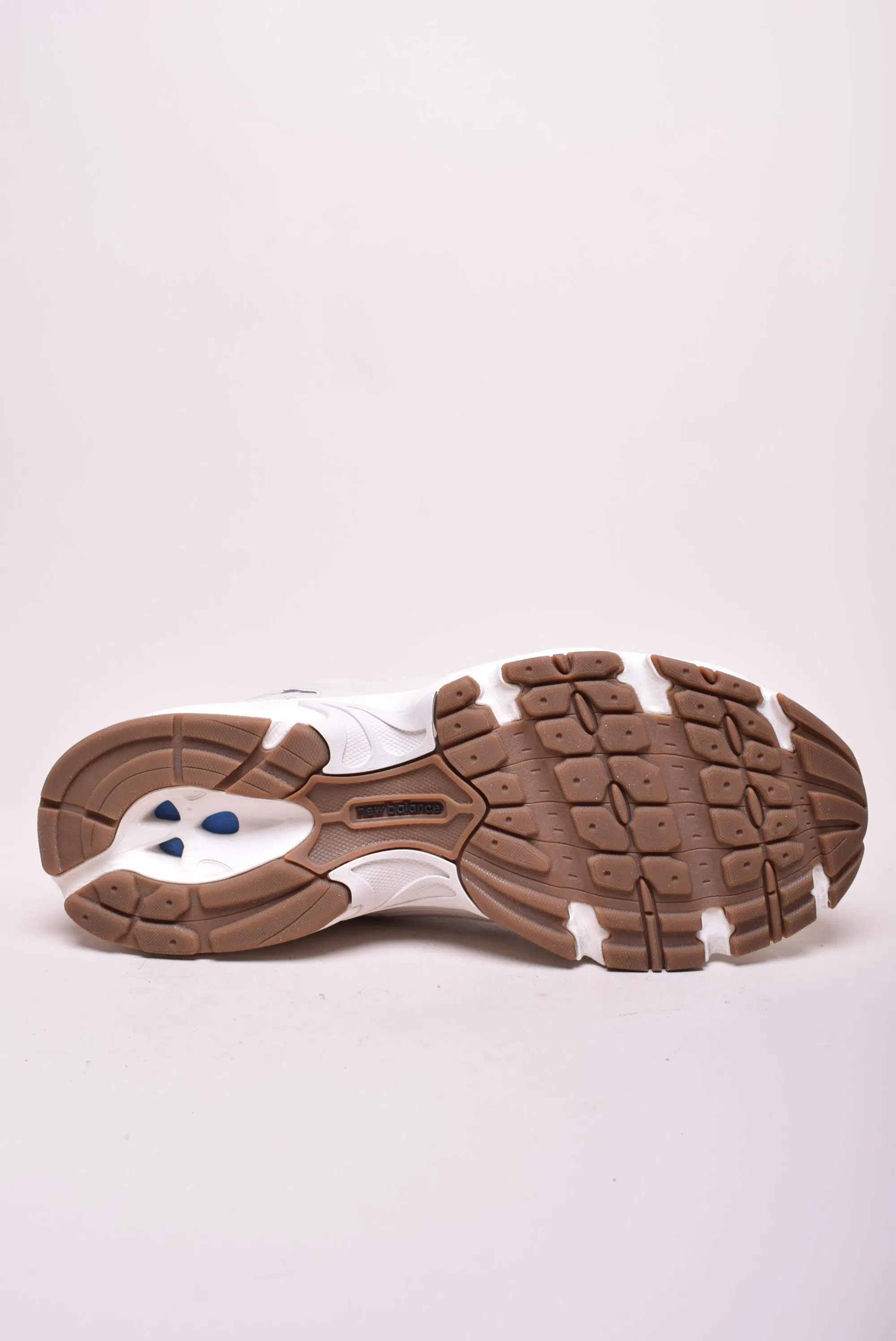 Pantofi sport unisex 530 [1]