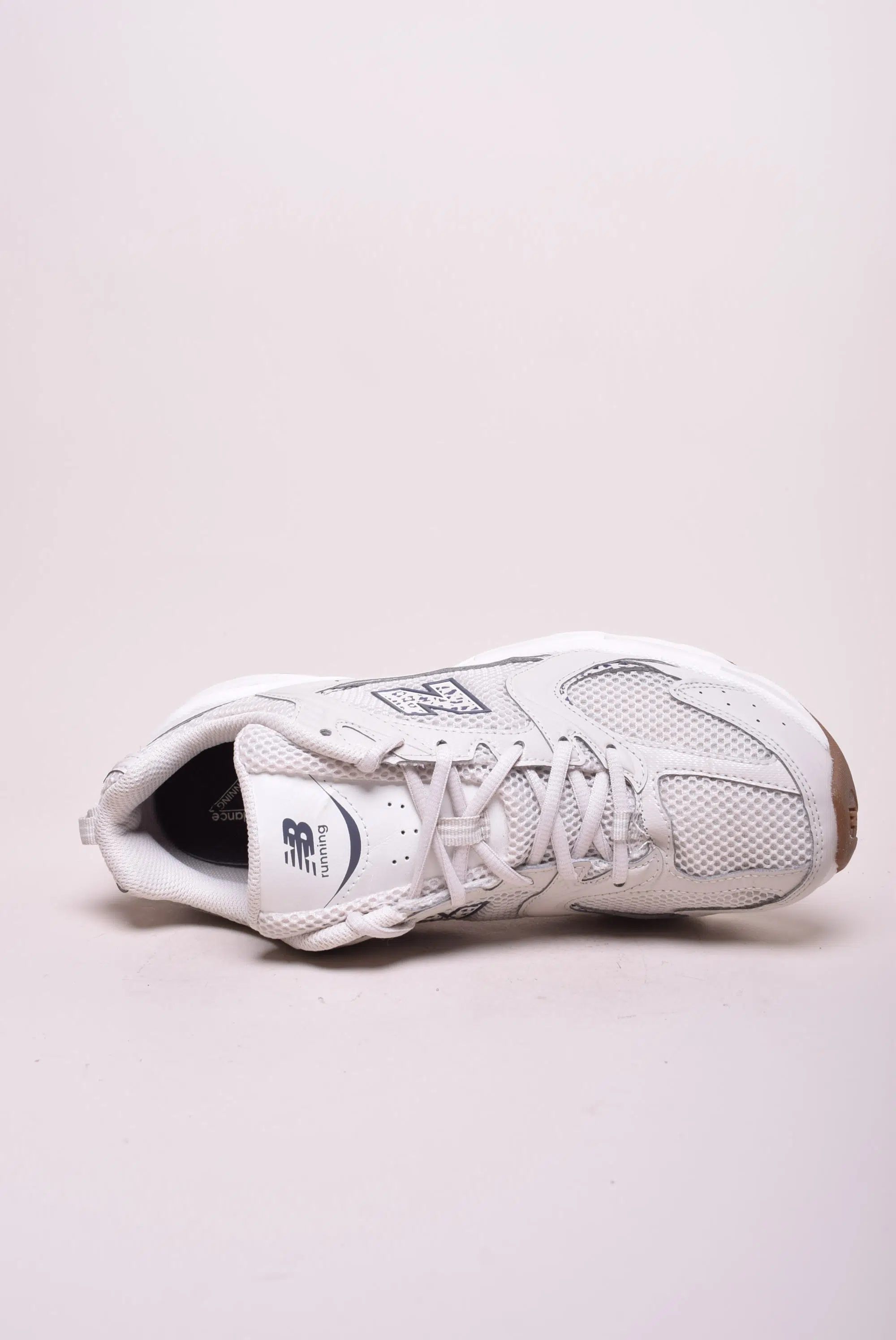 Pantofi sport unisex 530 [3]