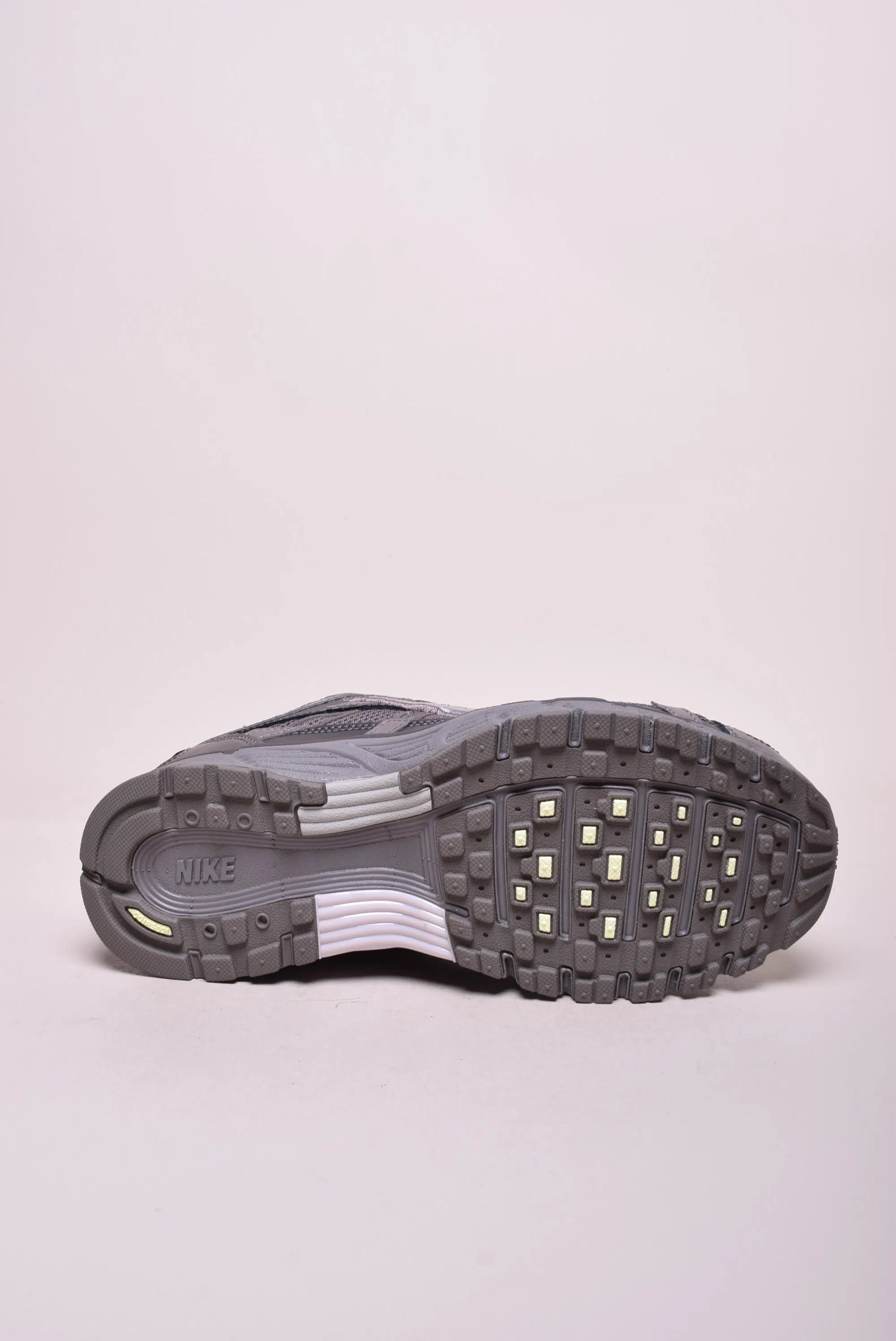 Pantofi sport unisex P-6000 [1]